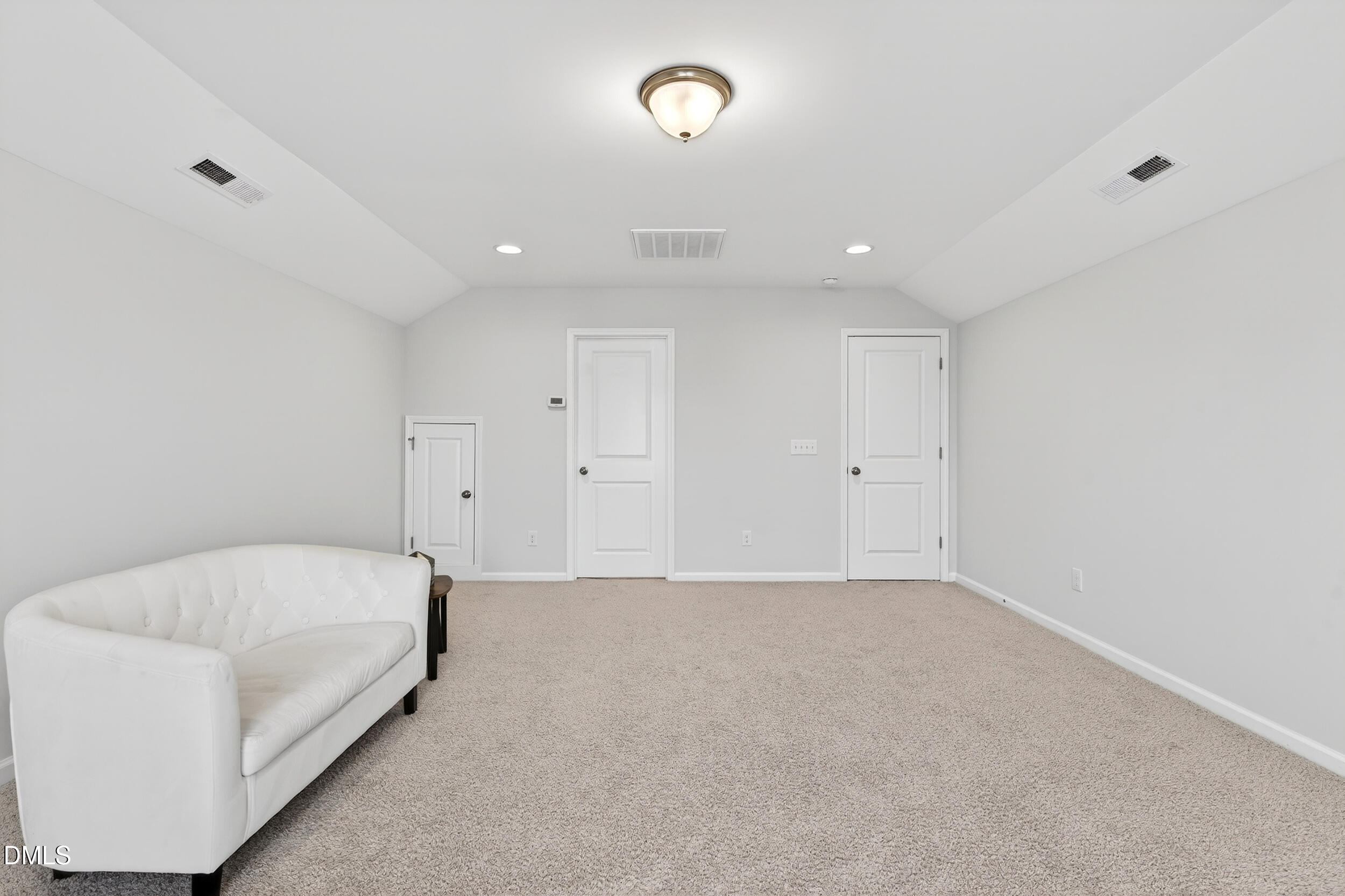 221 Birdsgrove Court