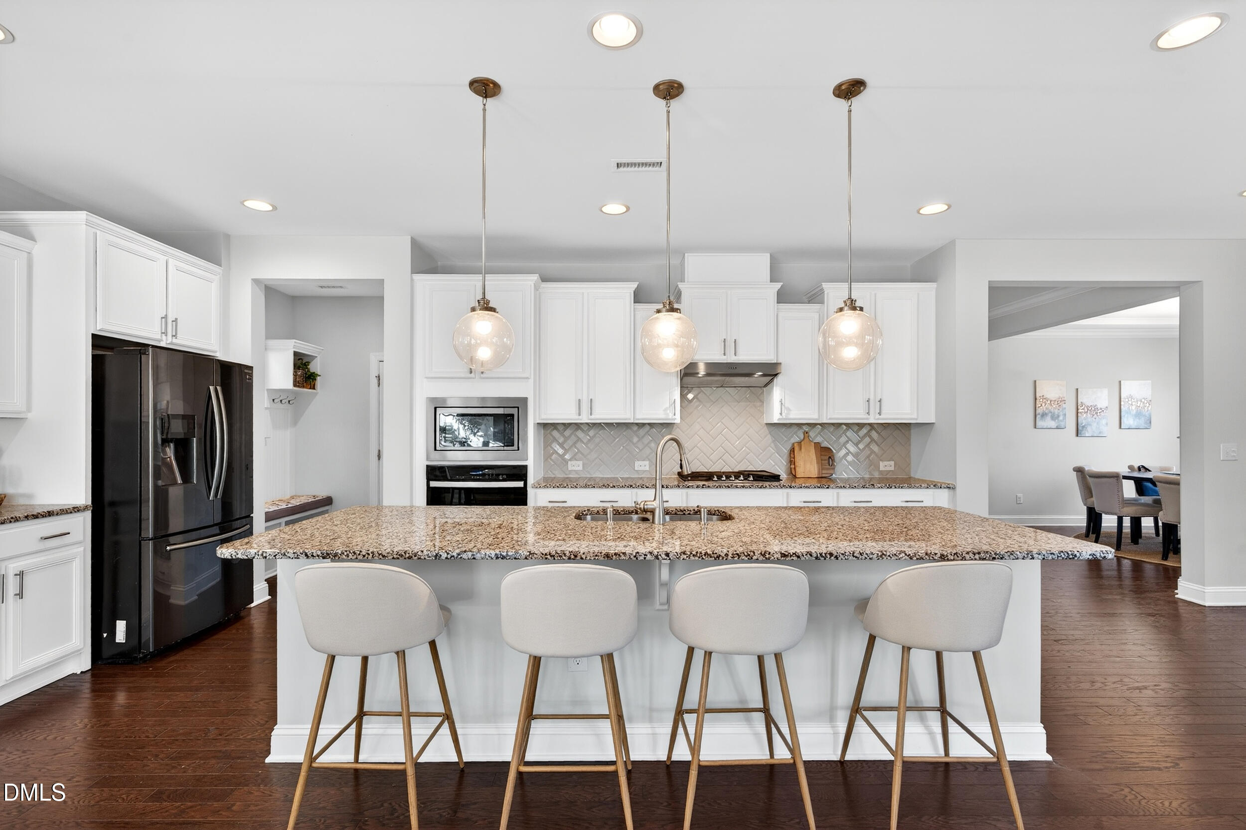 221 Birdsgrove Court