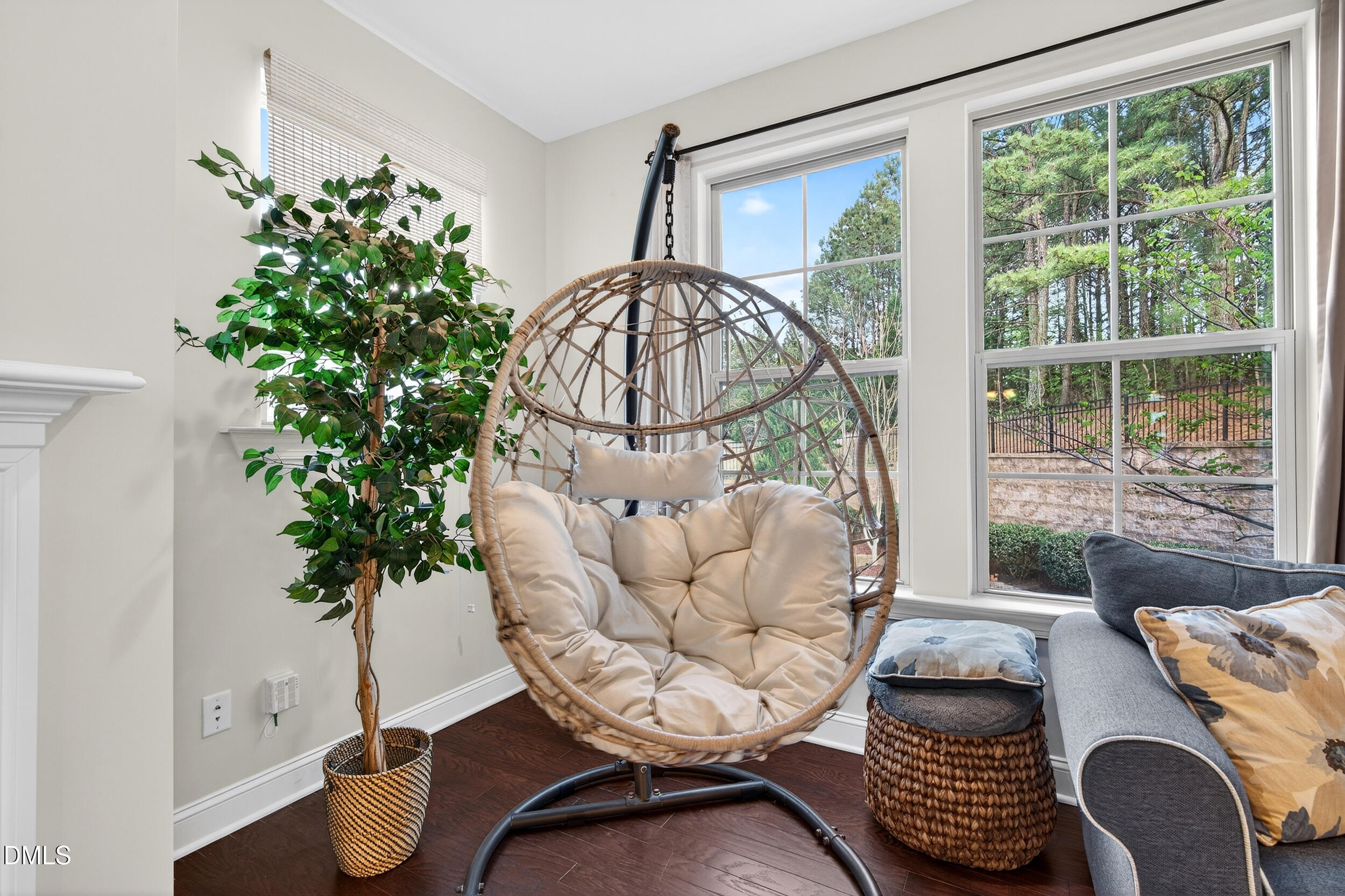 221 Birdsgrove Court