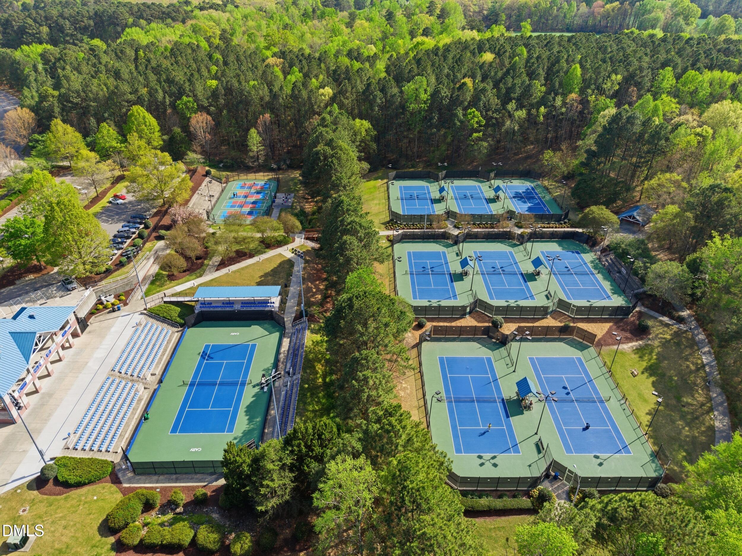 221 Birdsgrove Court