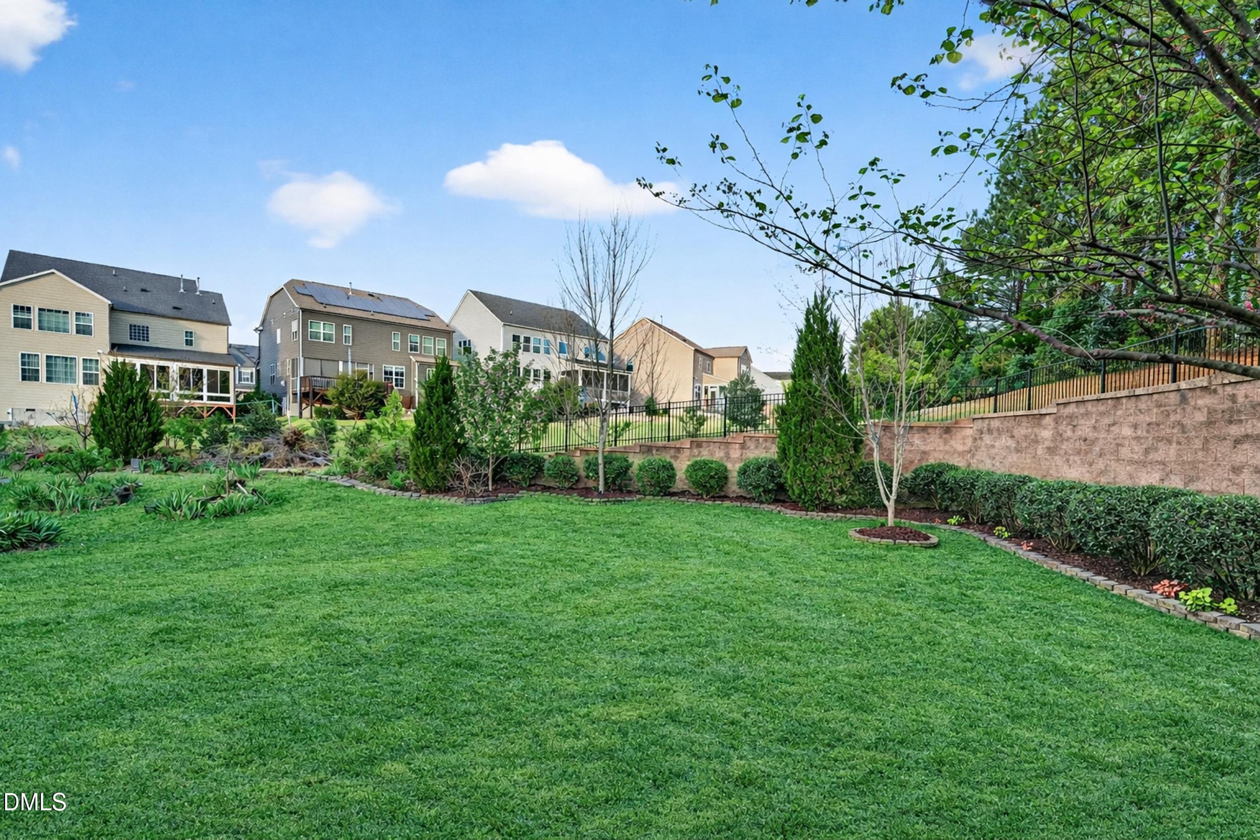 221 Birdsgrove Court