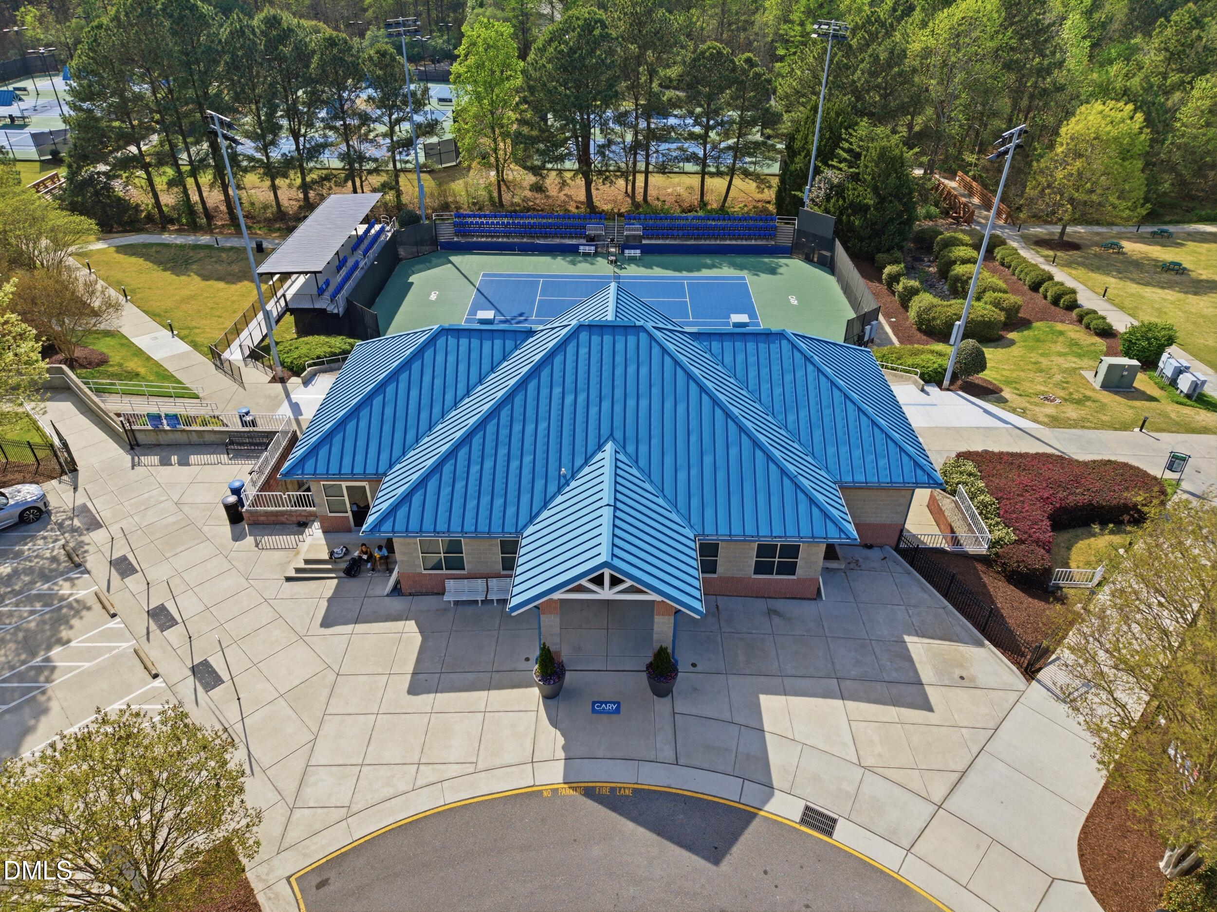 221 Birdsgrove Court