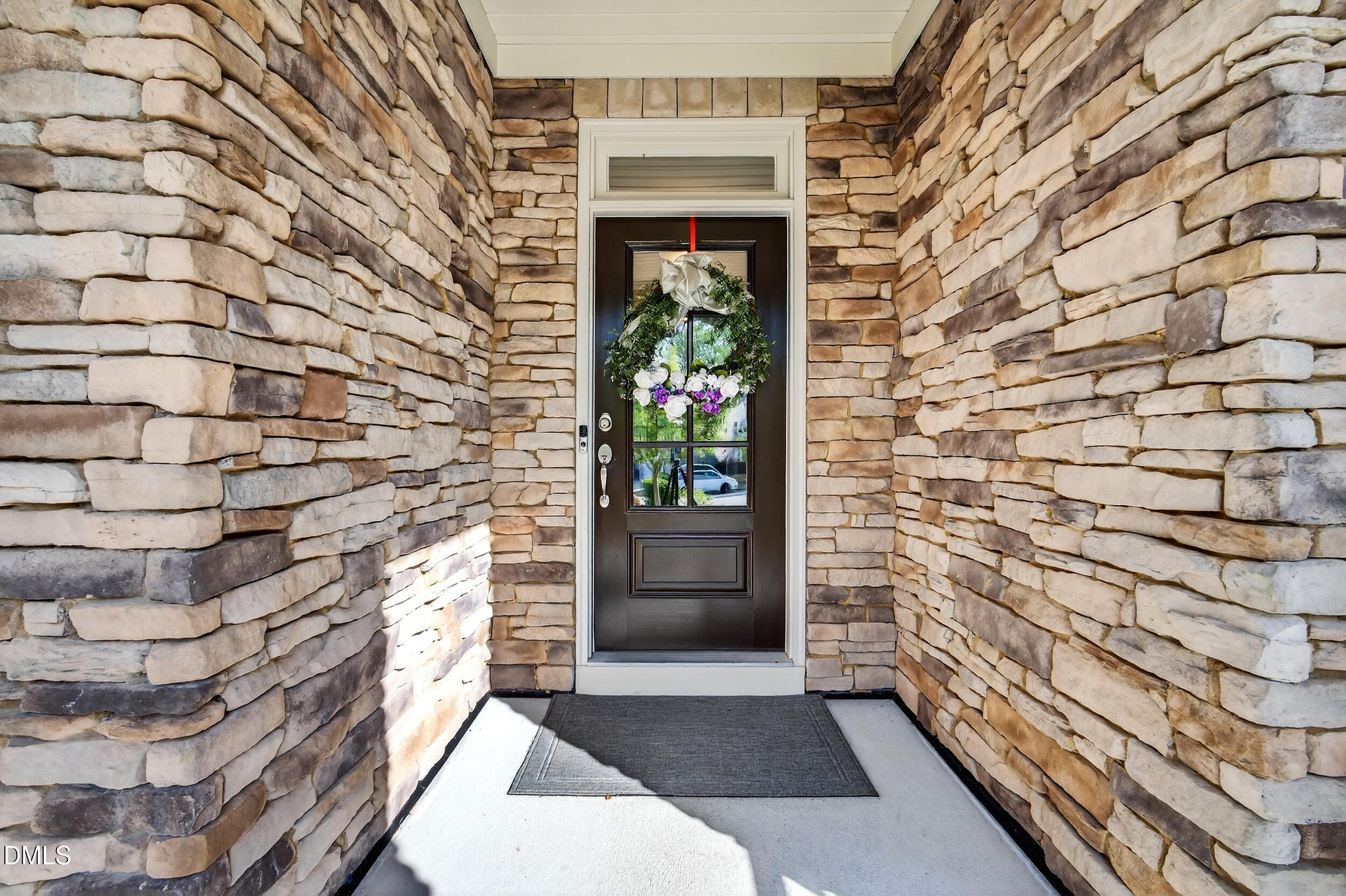 221 Birdsgrove Court