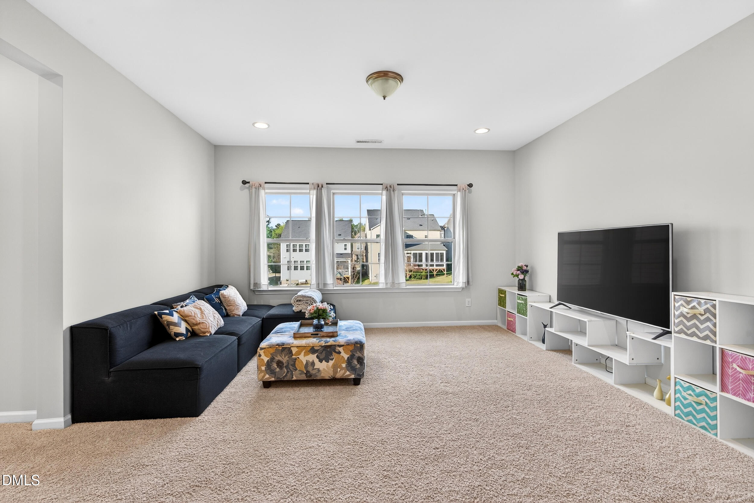 221 Birdsgrove Court