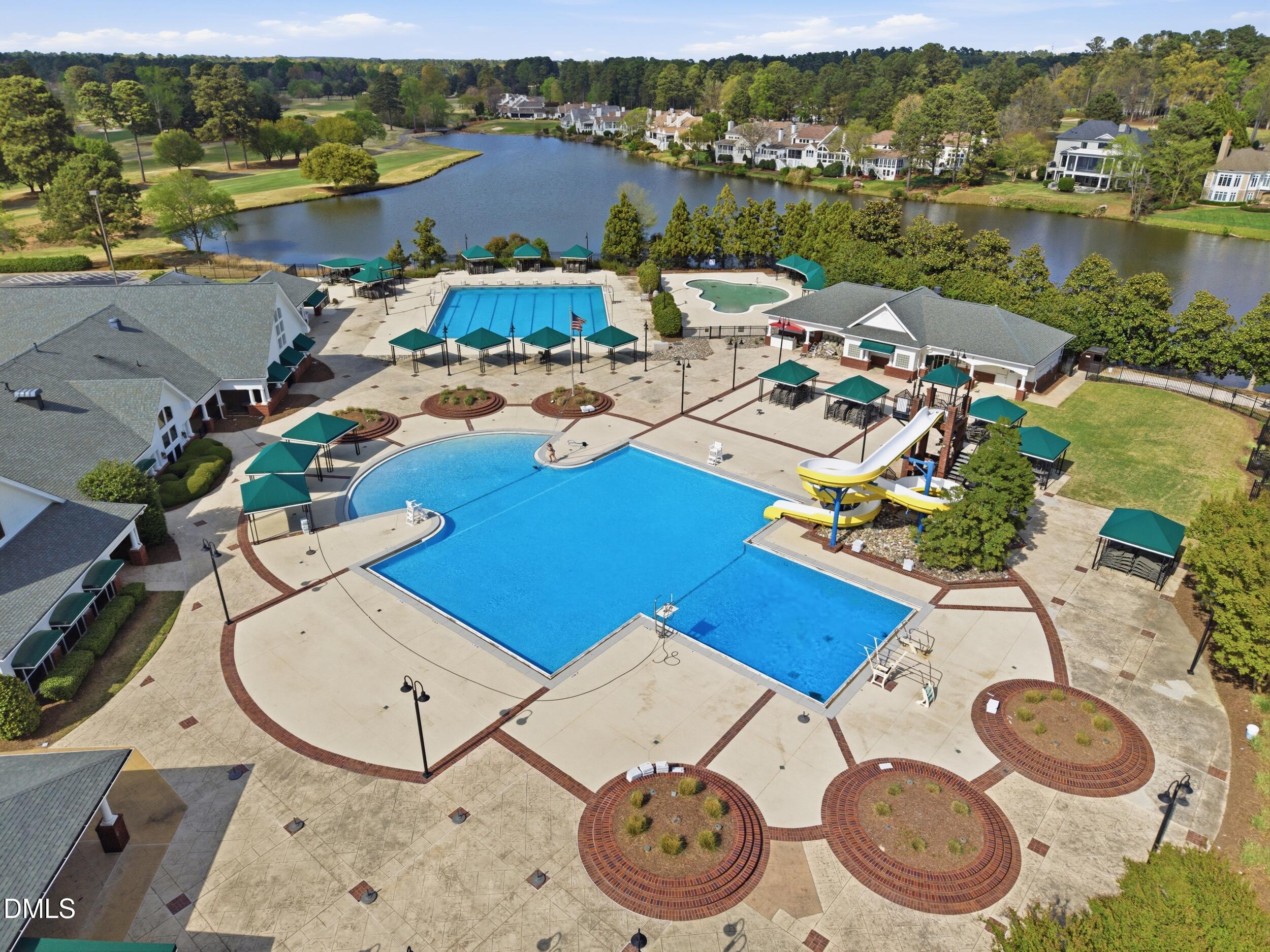 221 Birdsgrove Court