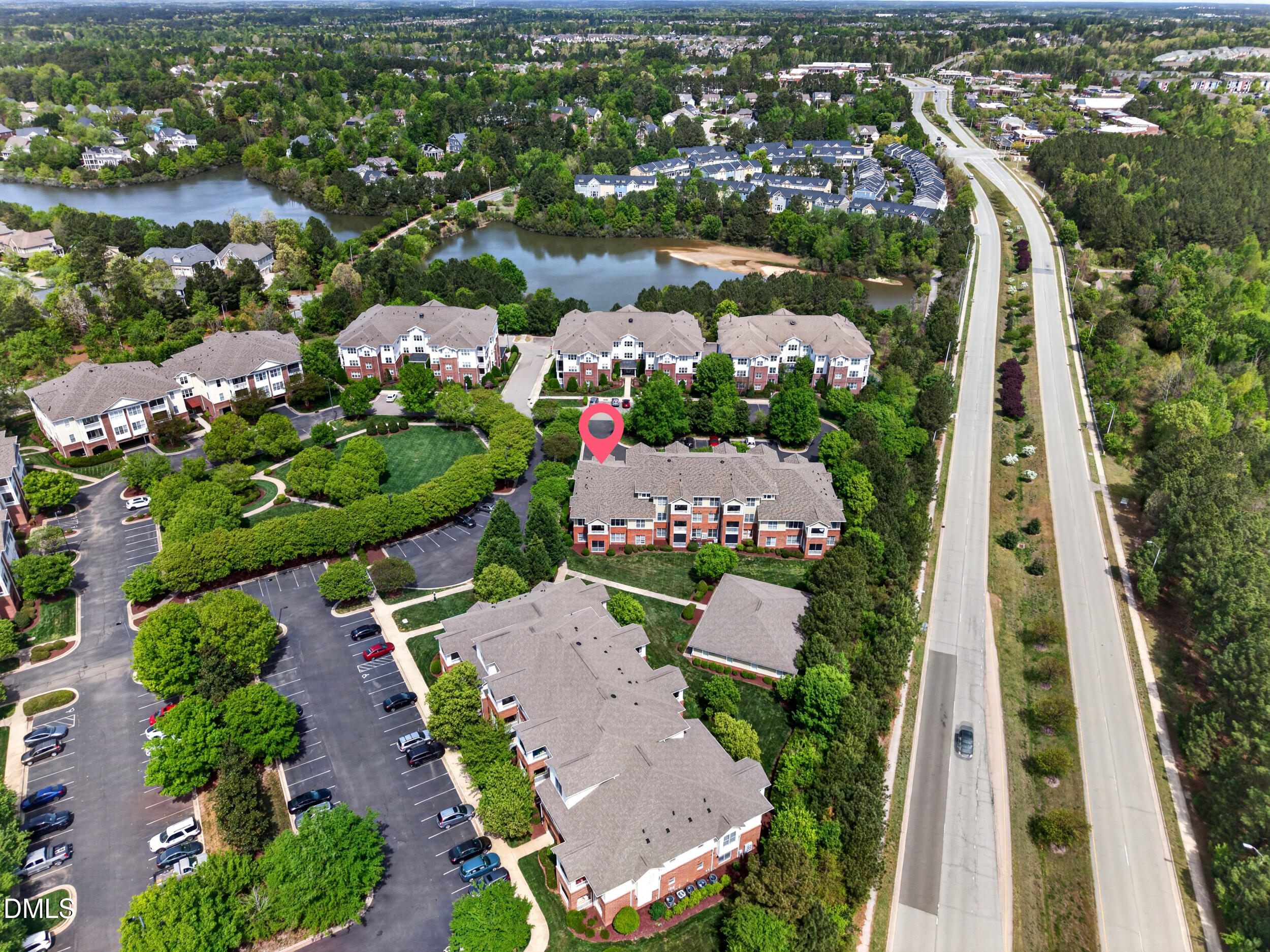 828 Waterford Lake Drive