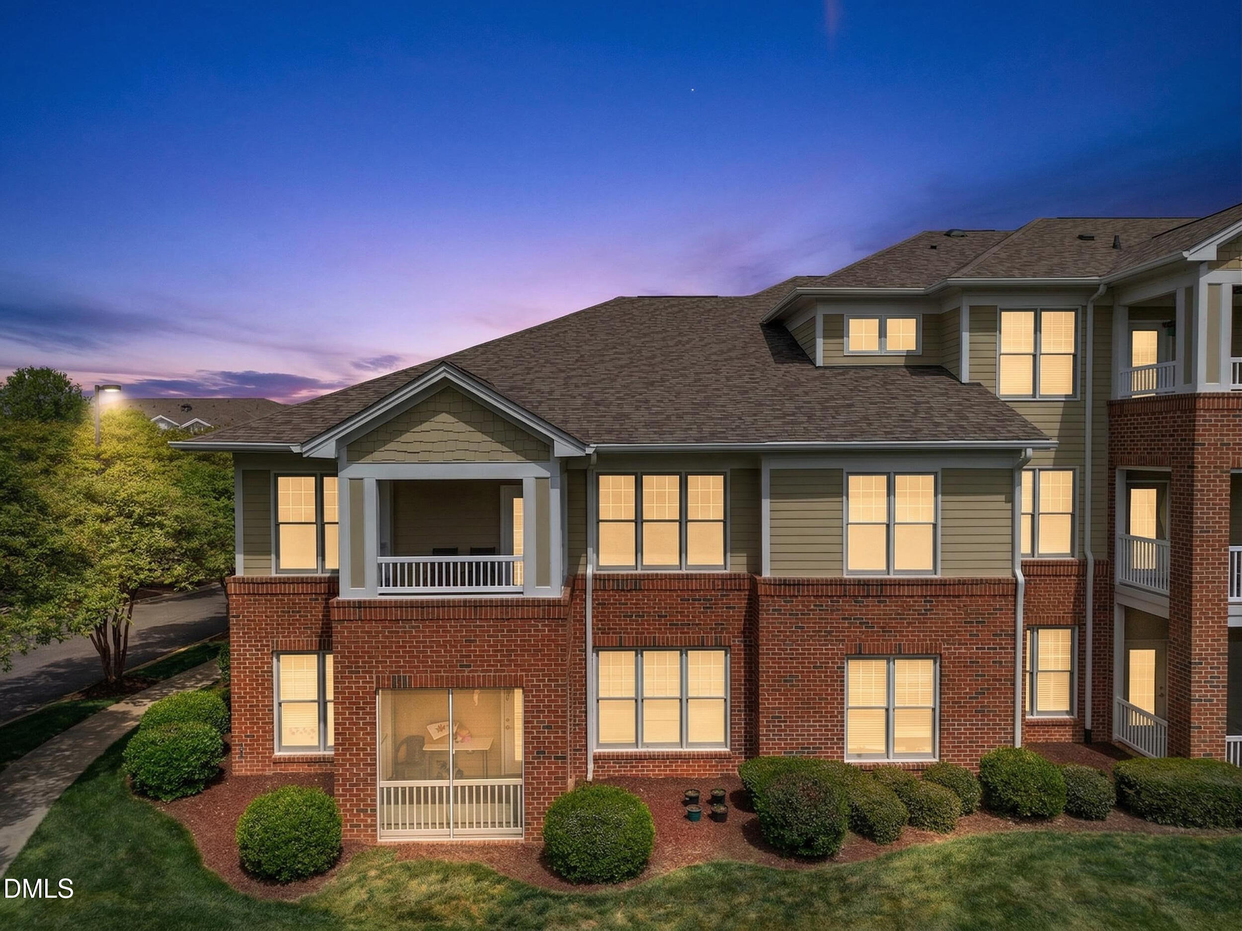 828 Waterford Lake Drive