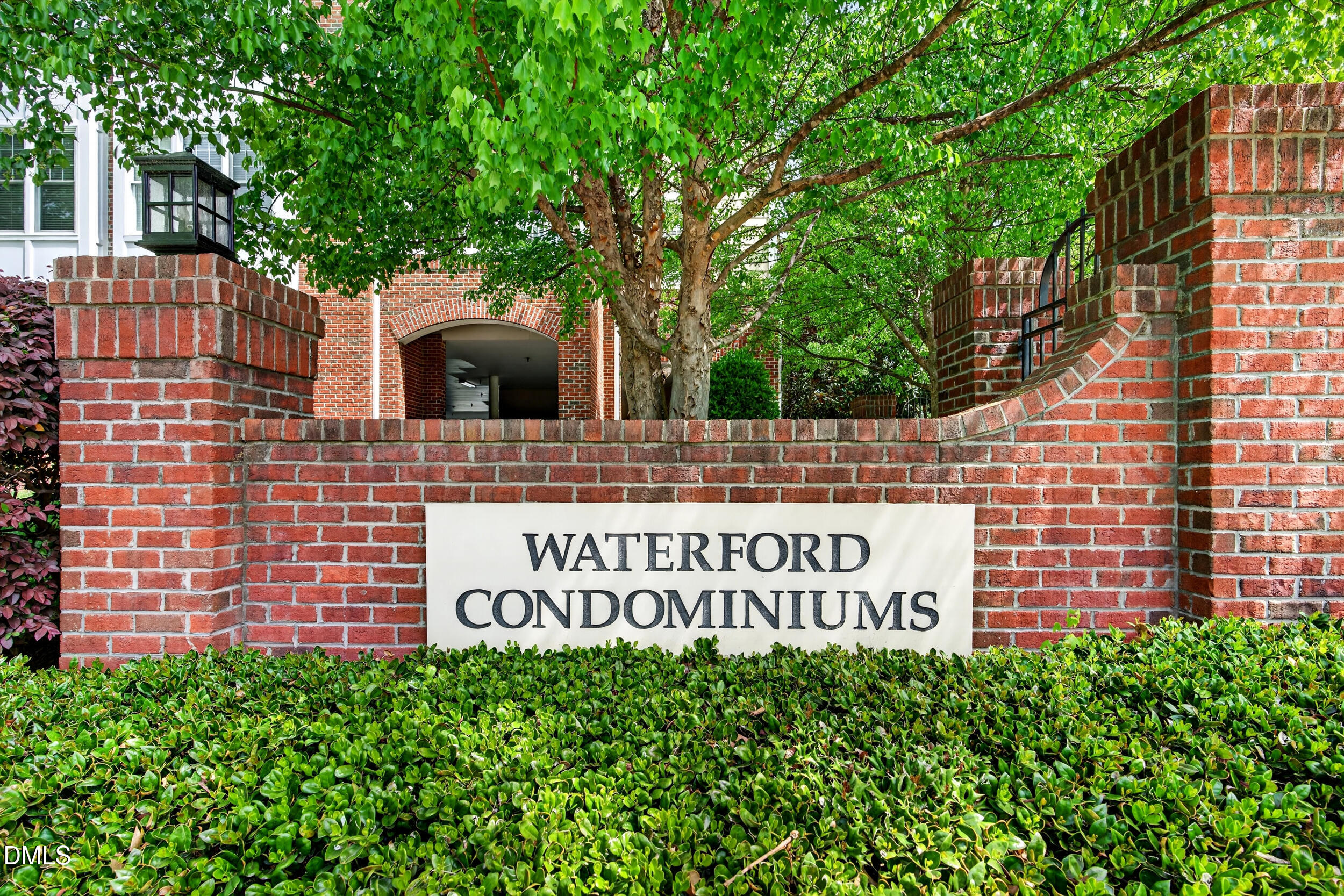 828 Waterford Lake Drive