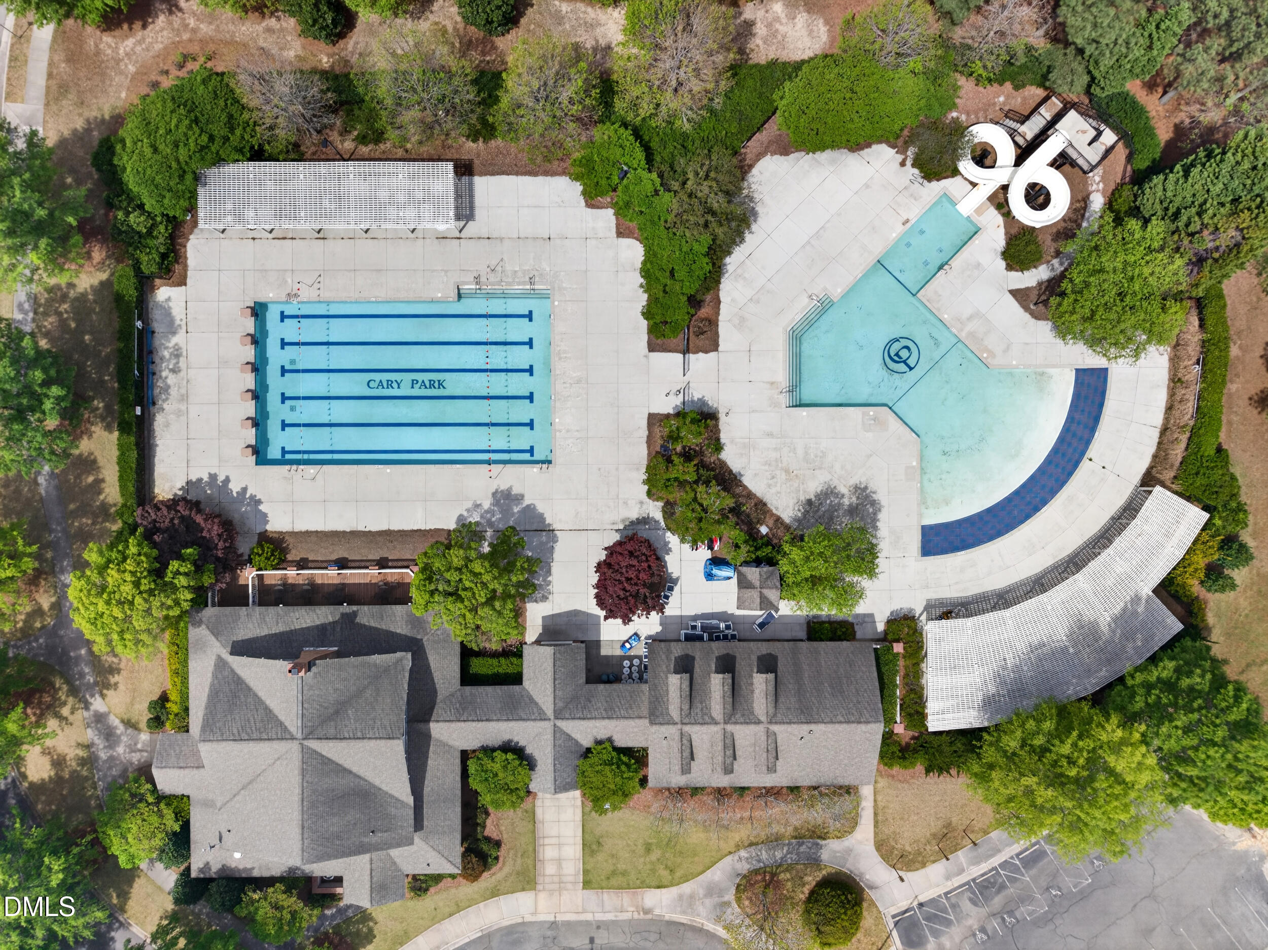 828 Waterford Lake Drive
