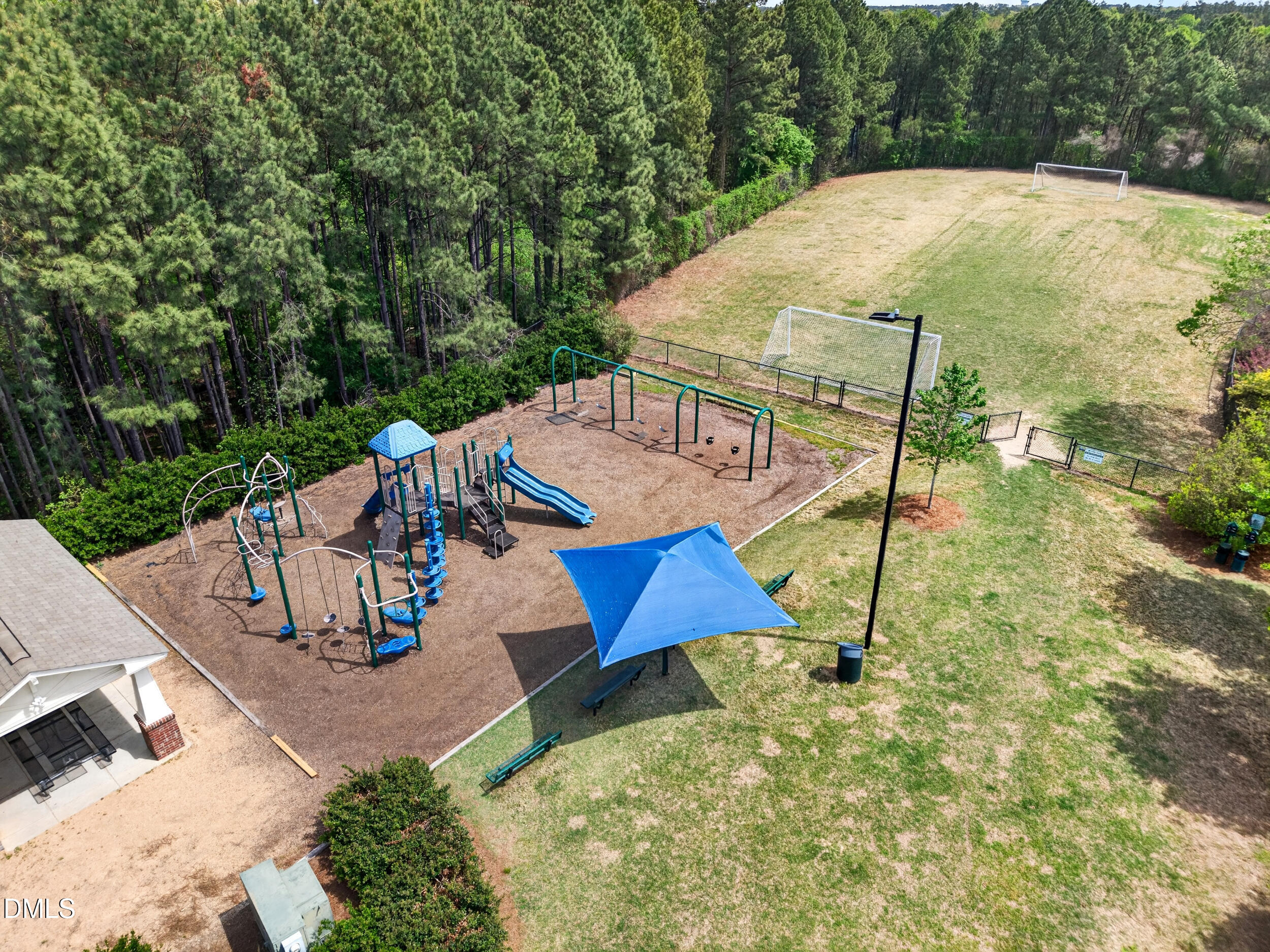 828 Waterford Lake Drive