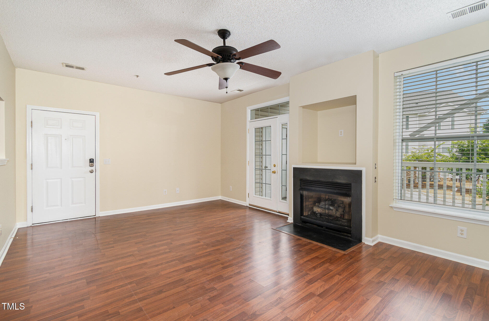3009 Winston Drive Apt 90