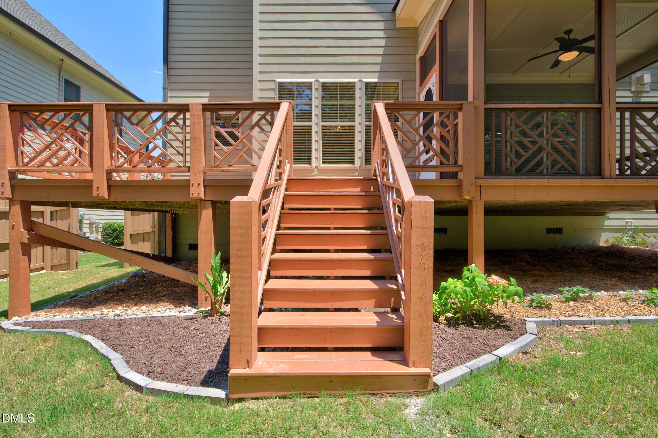 208 William Henry Way
