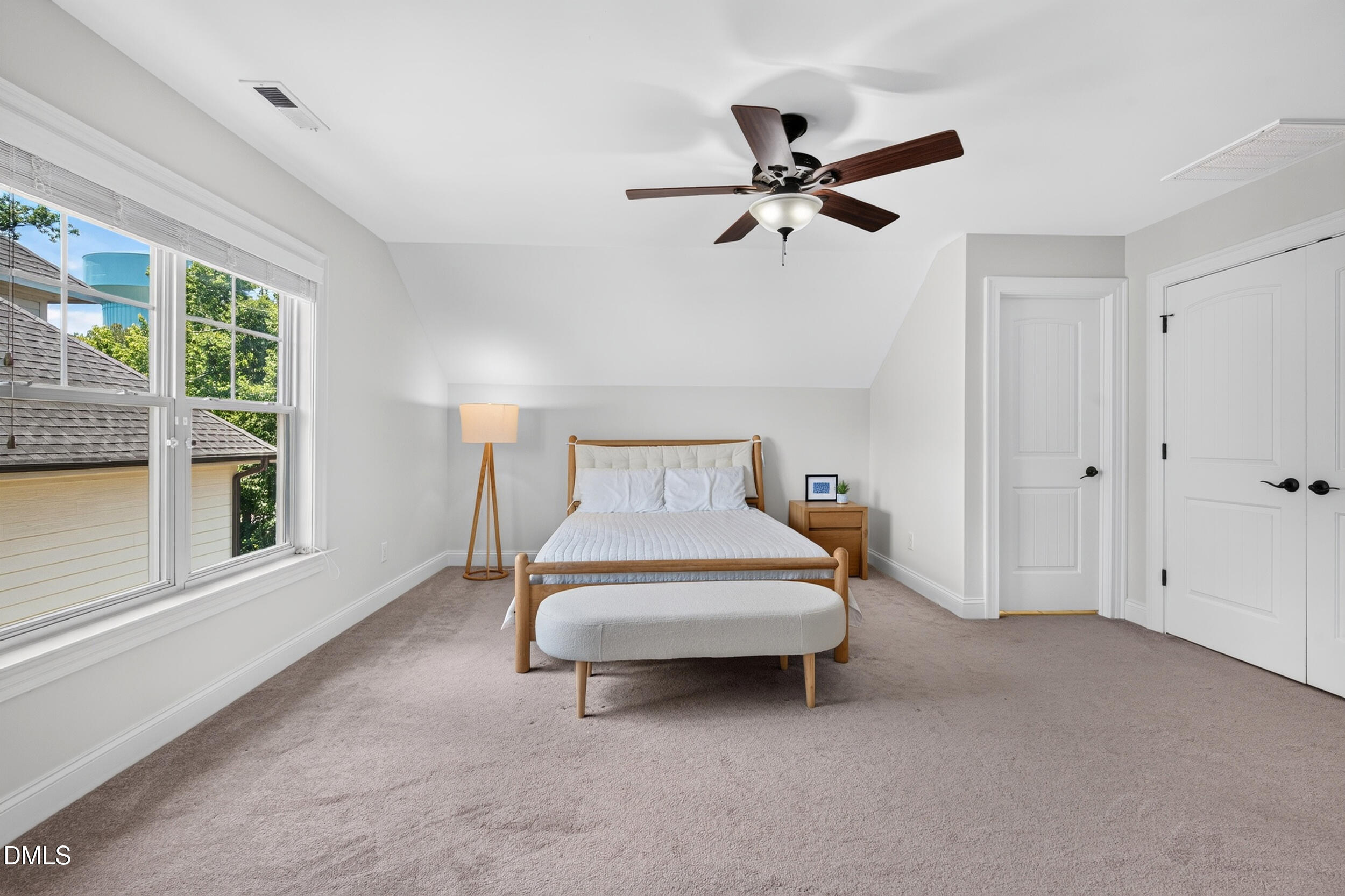 208 William Henry Way