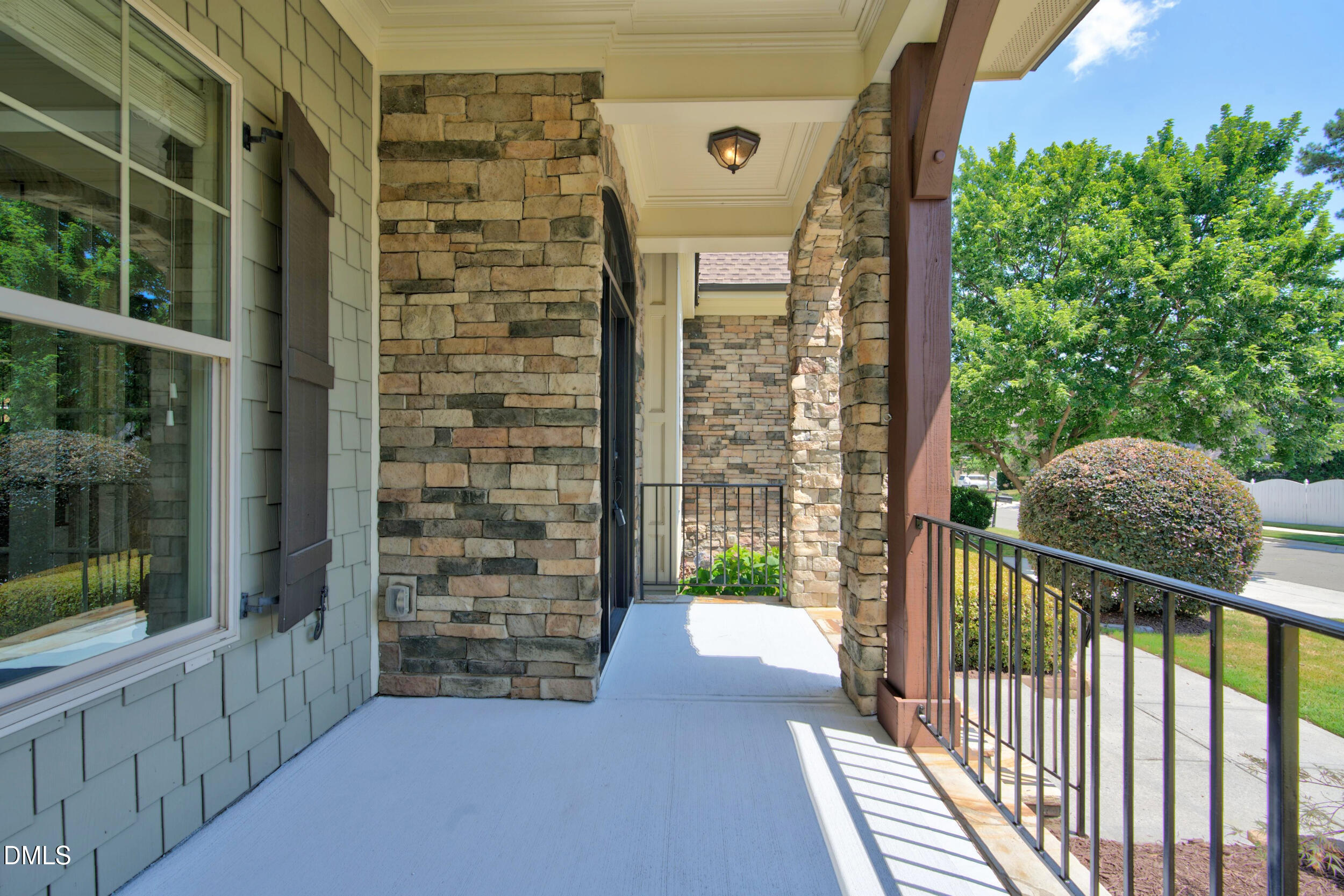 208 William Henry Way