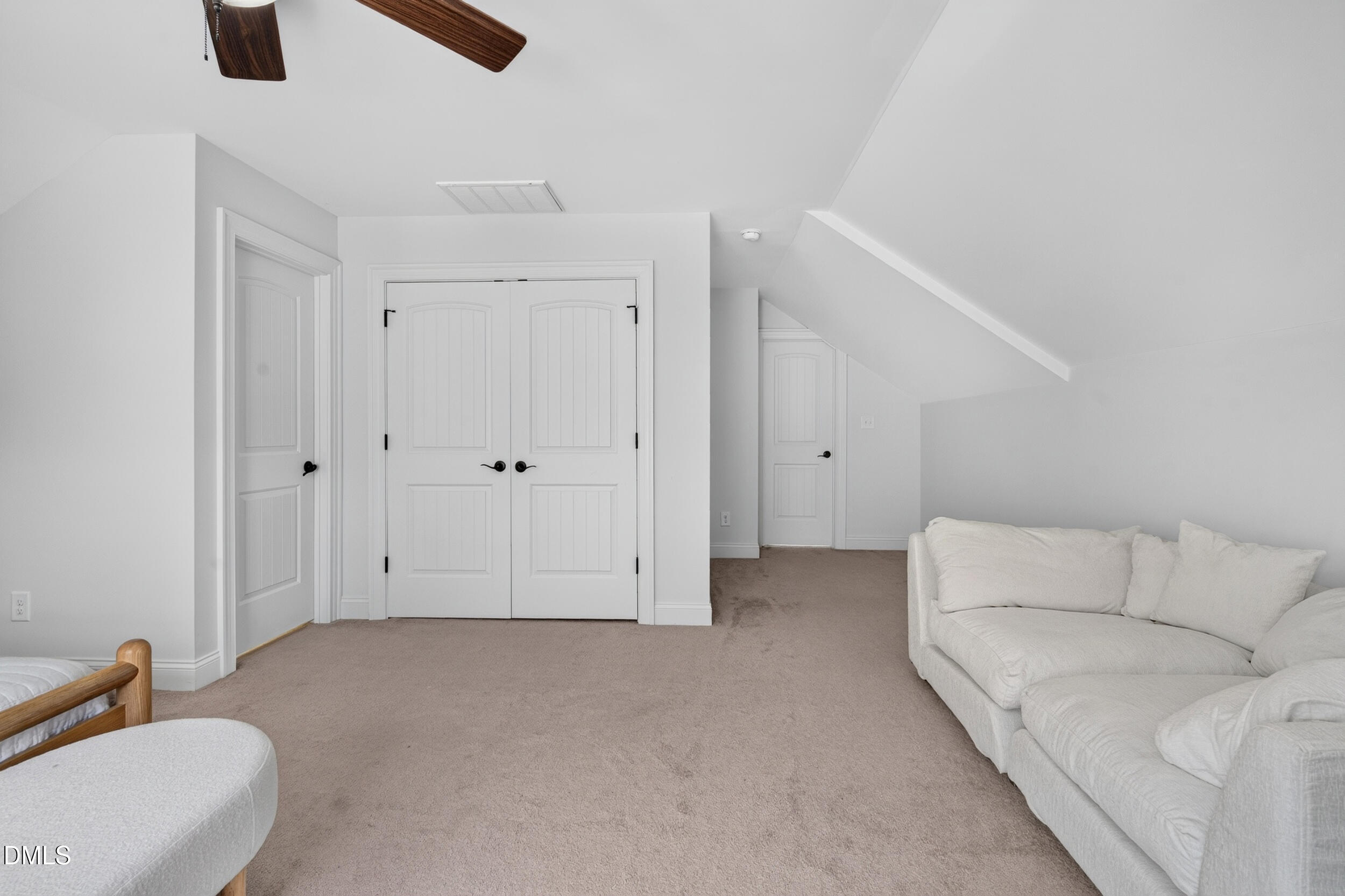 208 William Henry Way