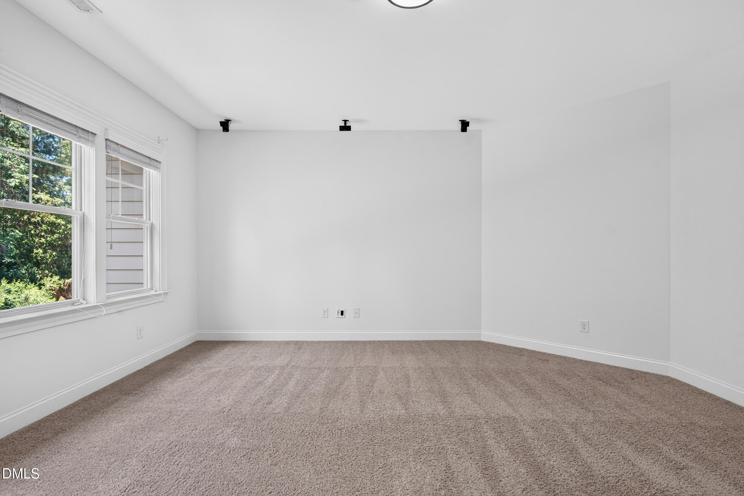 208 William Henry Way