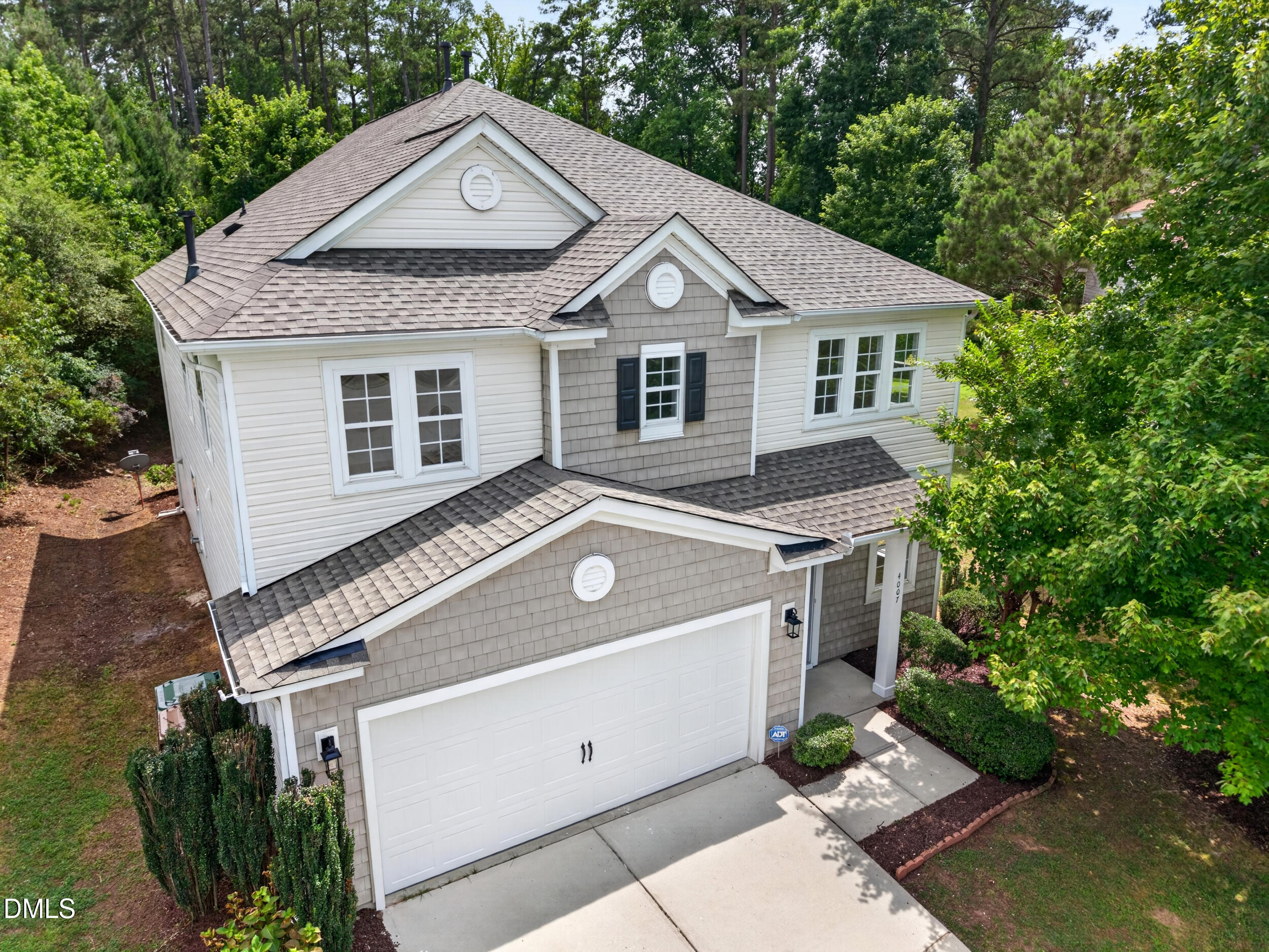 4007 Jockey Club Circle