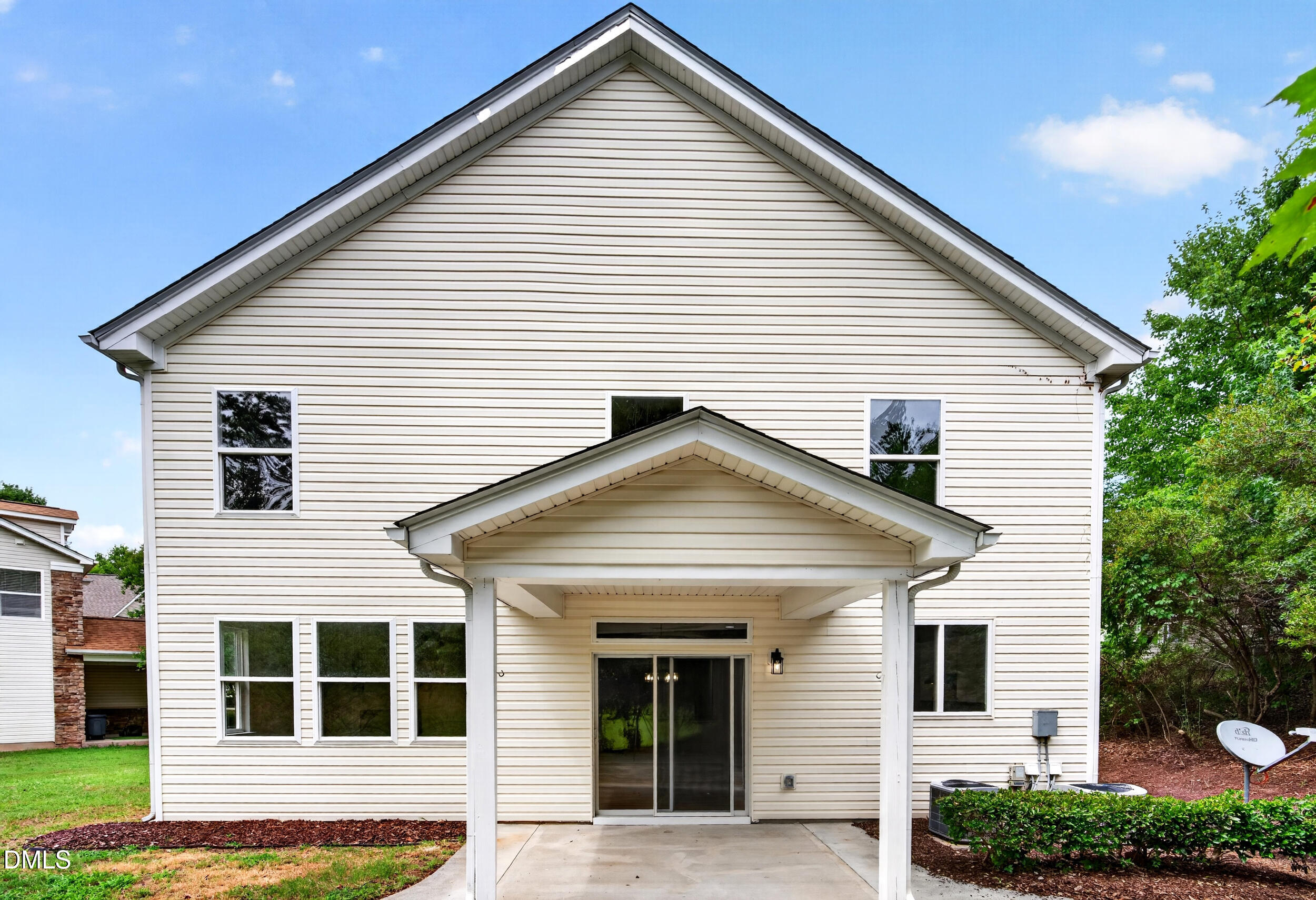 4007 Jockey Club Circle