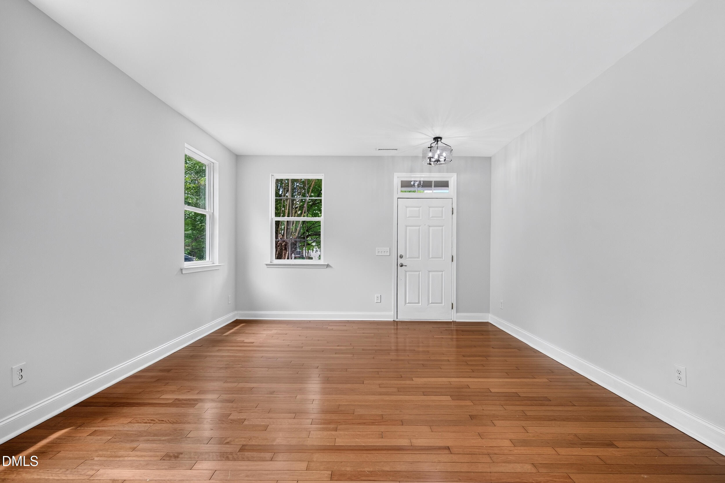 4007 Jockey Club Circle