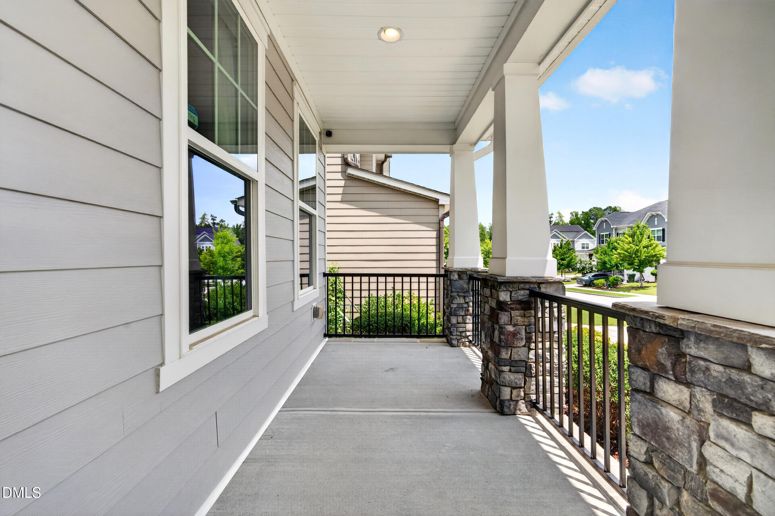 212 Birdsgrove Court