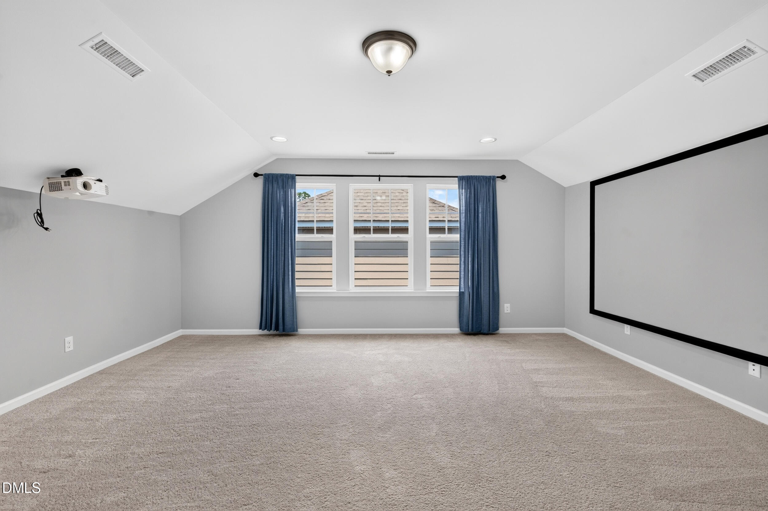 212 Birdsgrove Court