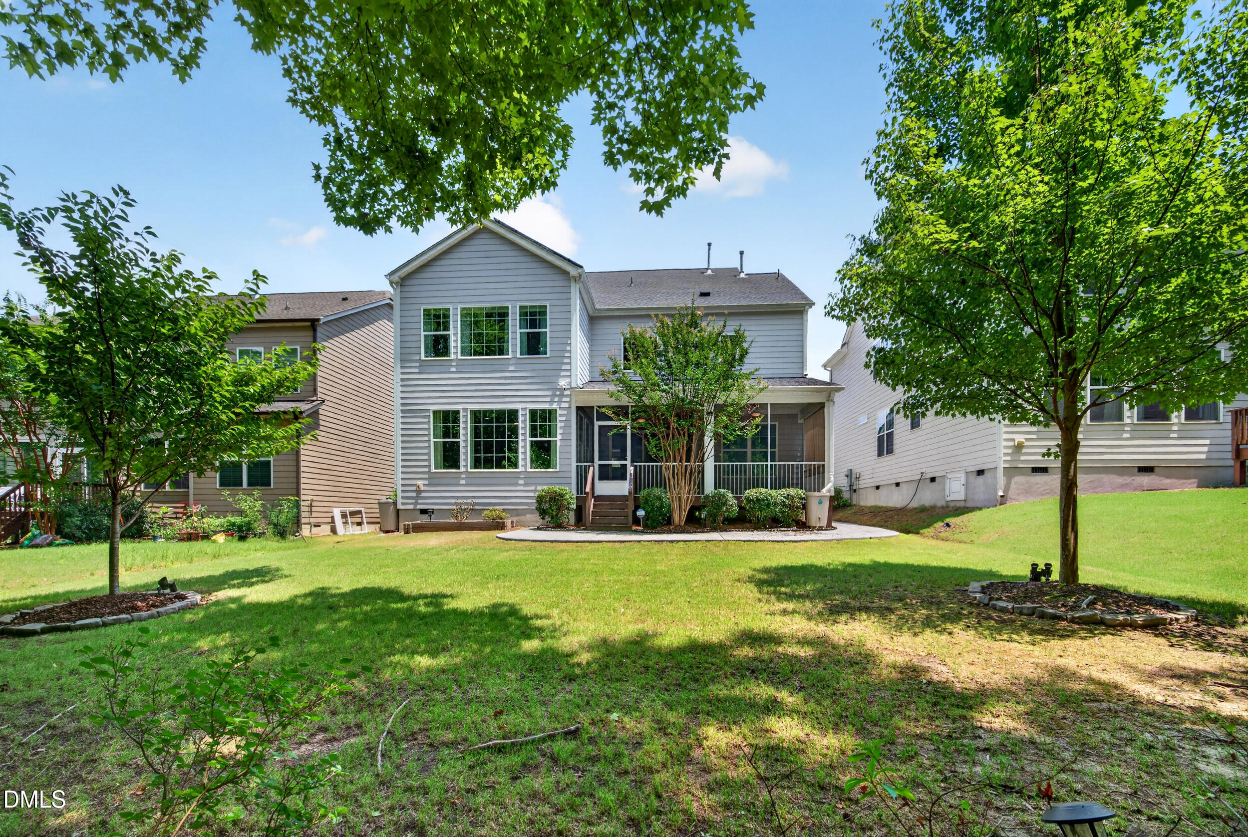 212 Birdsgrove Court