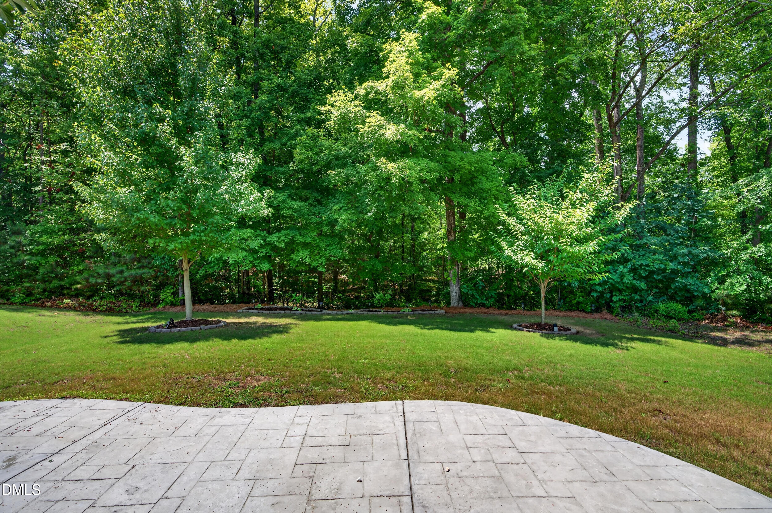212 Birdsgrove Court