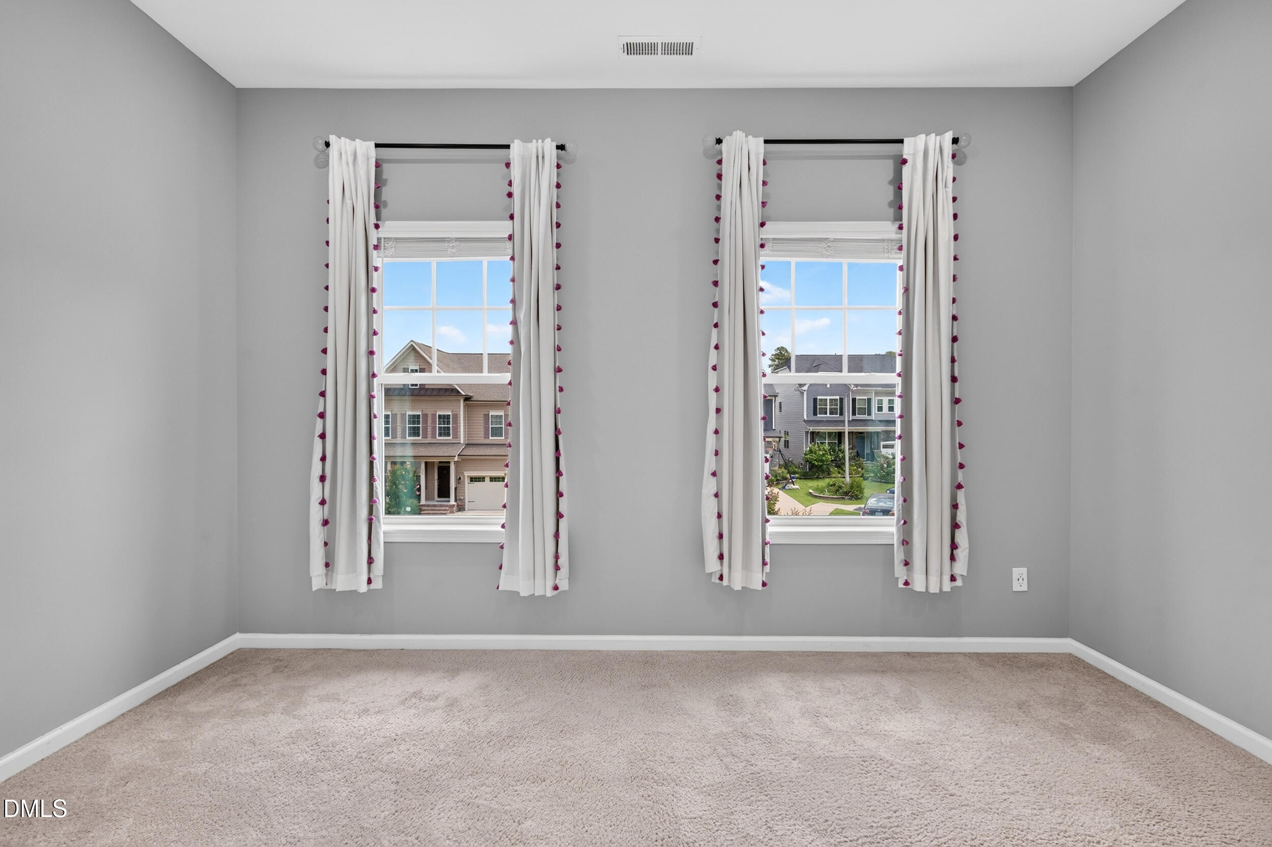 212 Birdsgrove Court