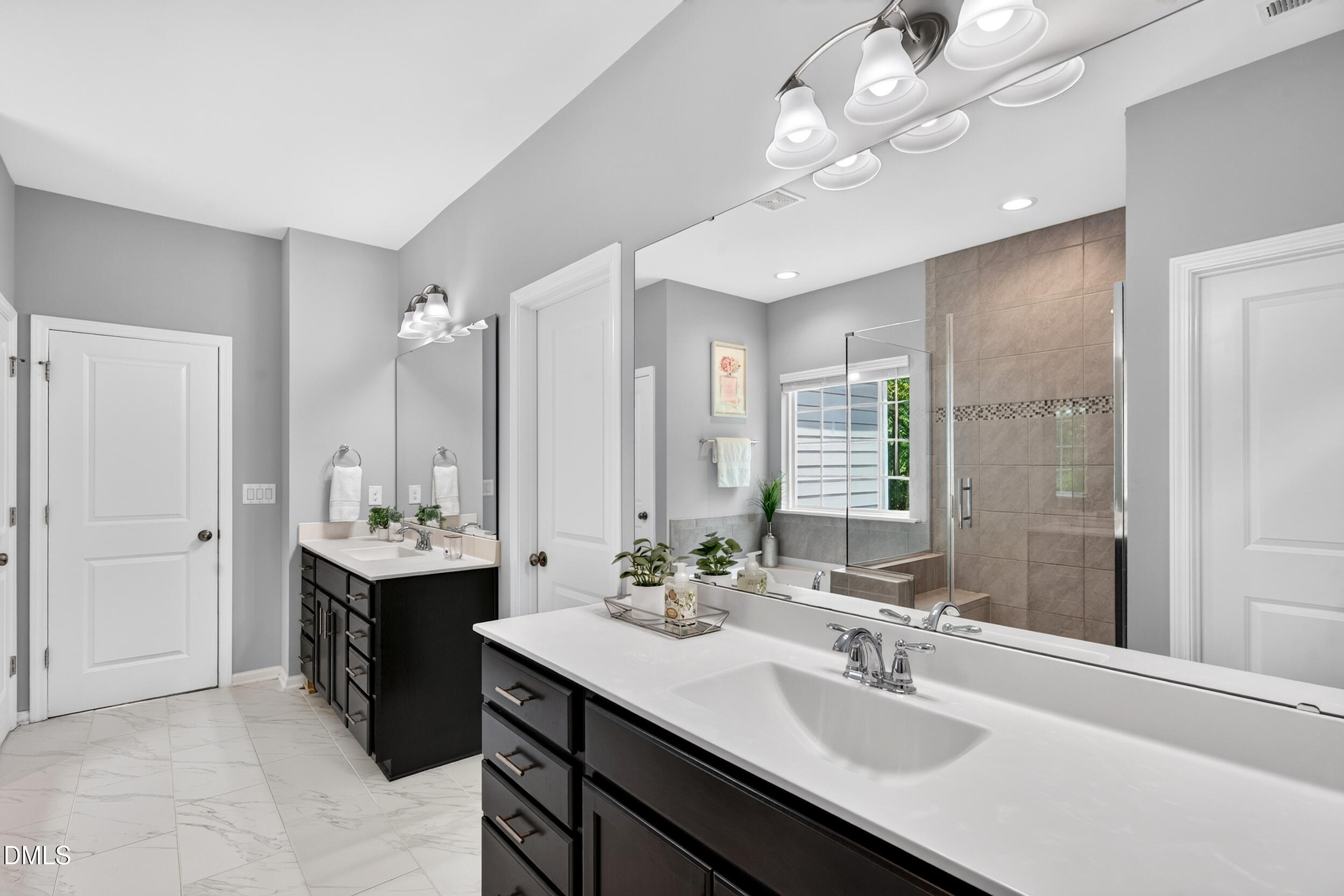 212 Birdsgrove Court