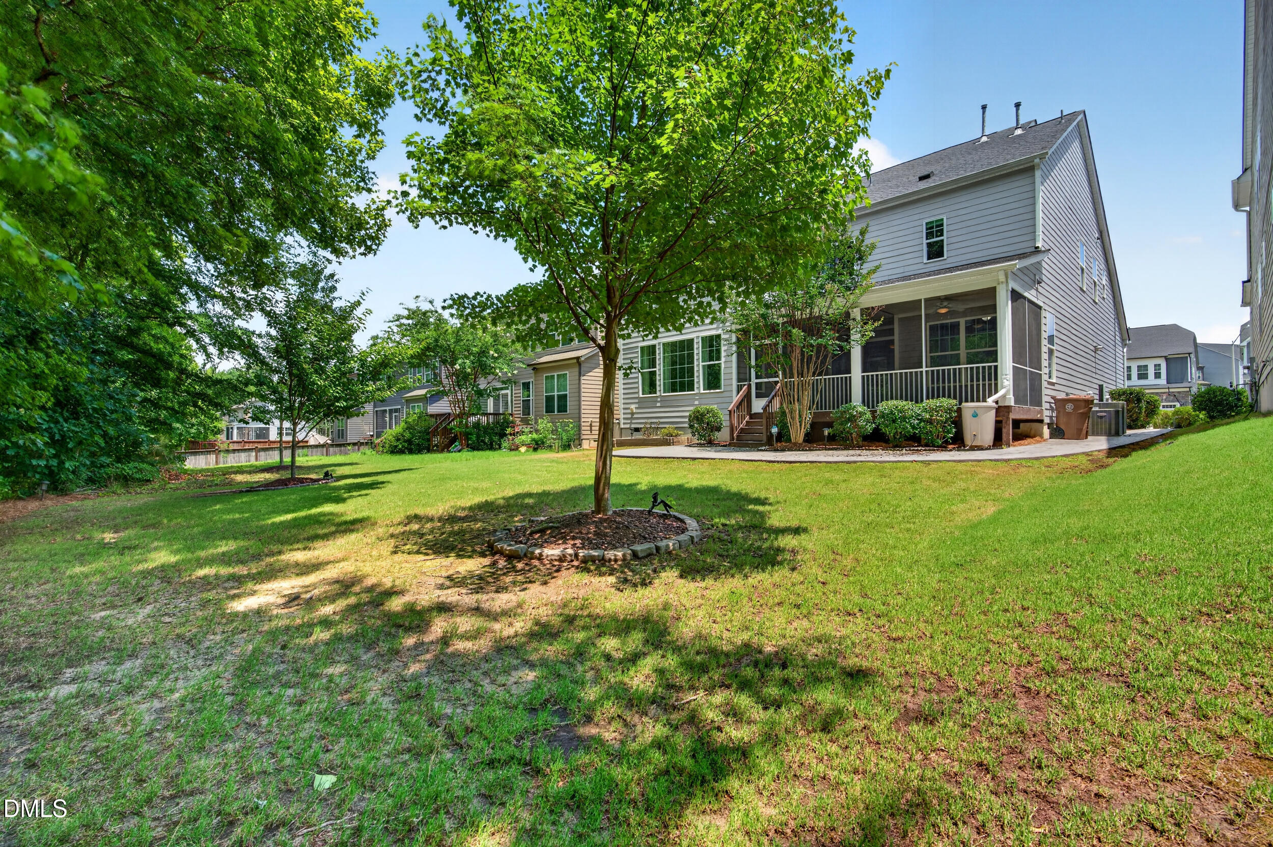 212 Birdsgrove Court