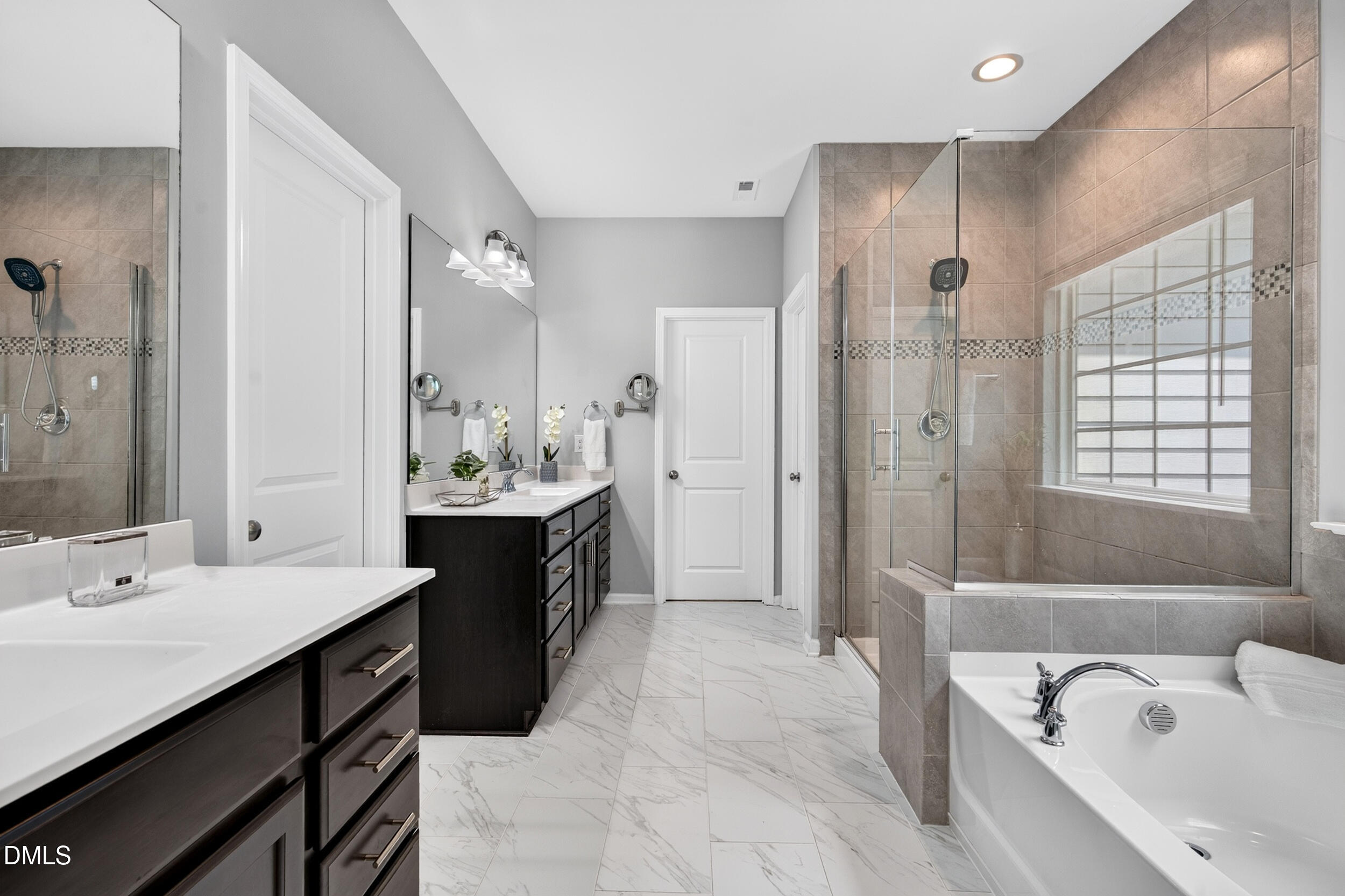212 Birdsgrove Court