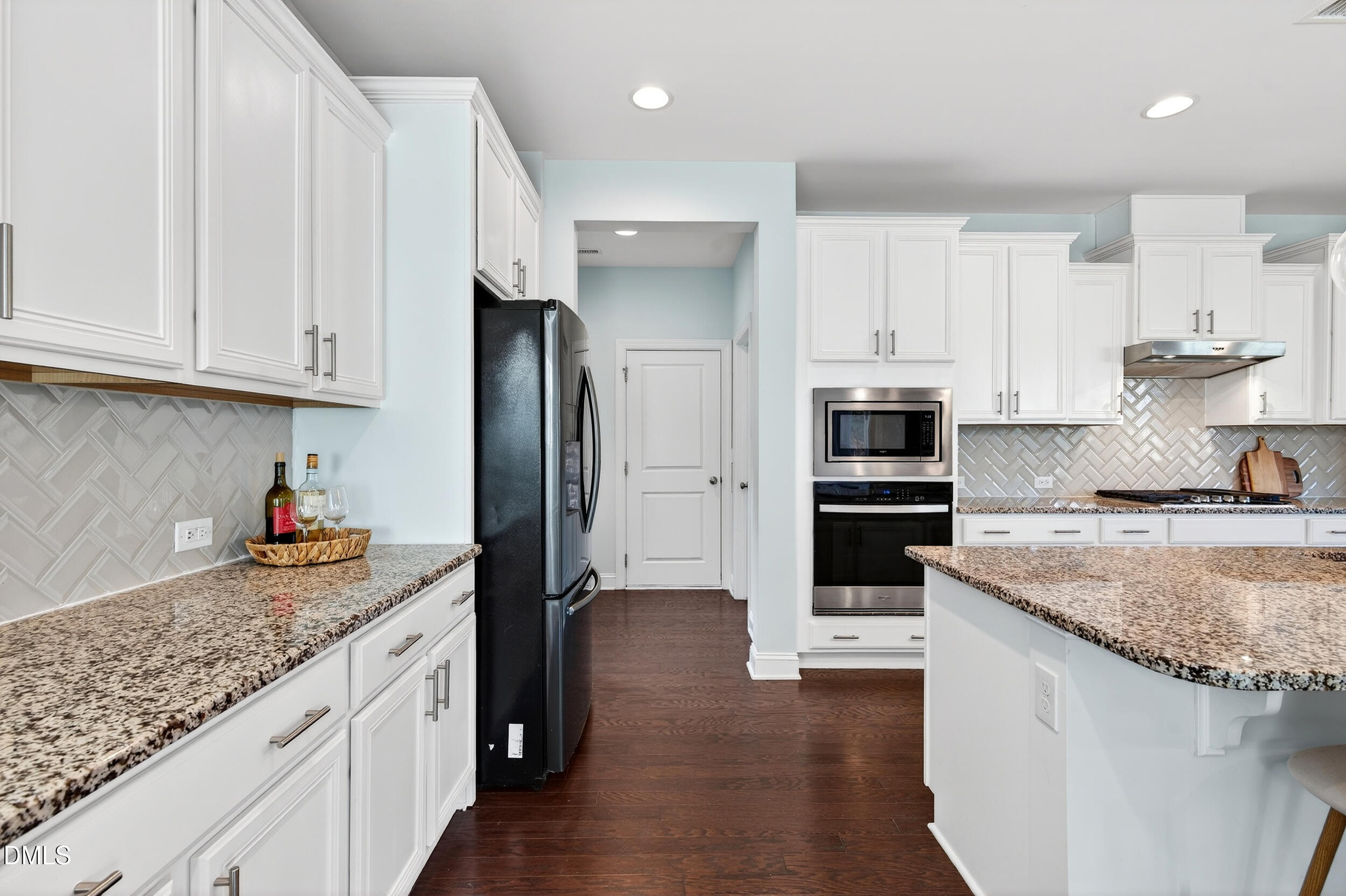 221 Birdsgrove Court