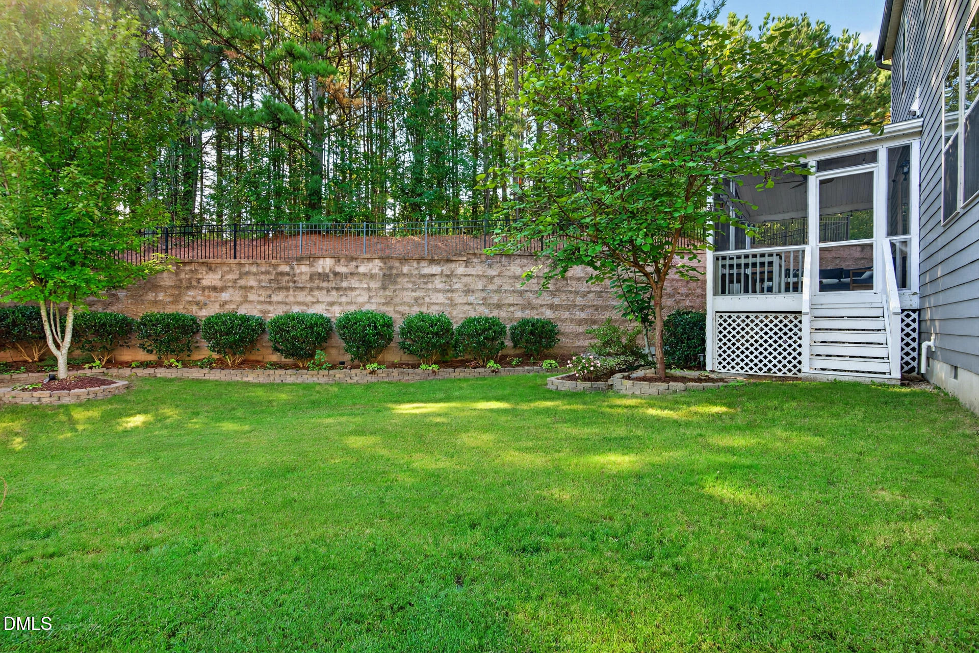 221 Birdsgrove Court