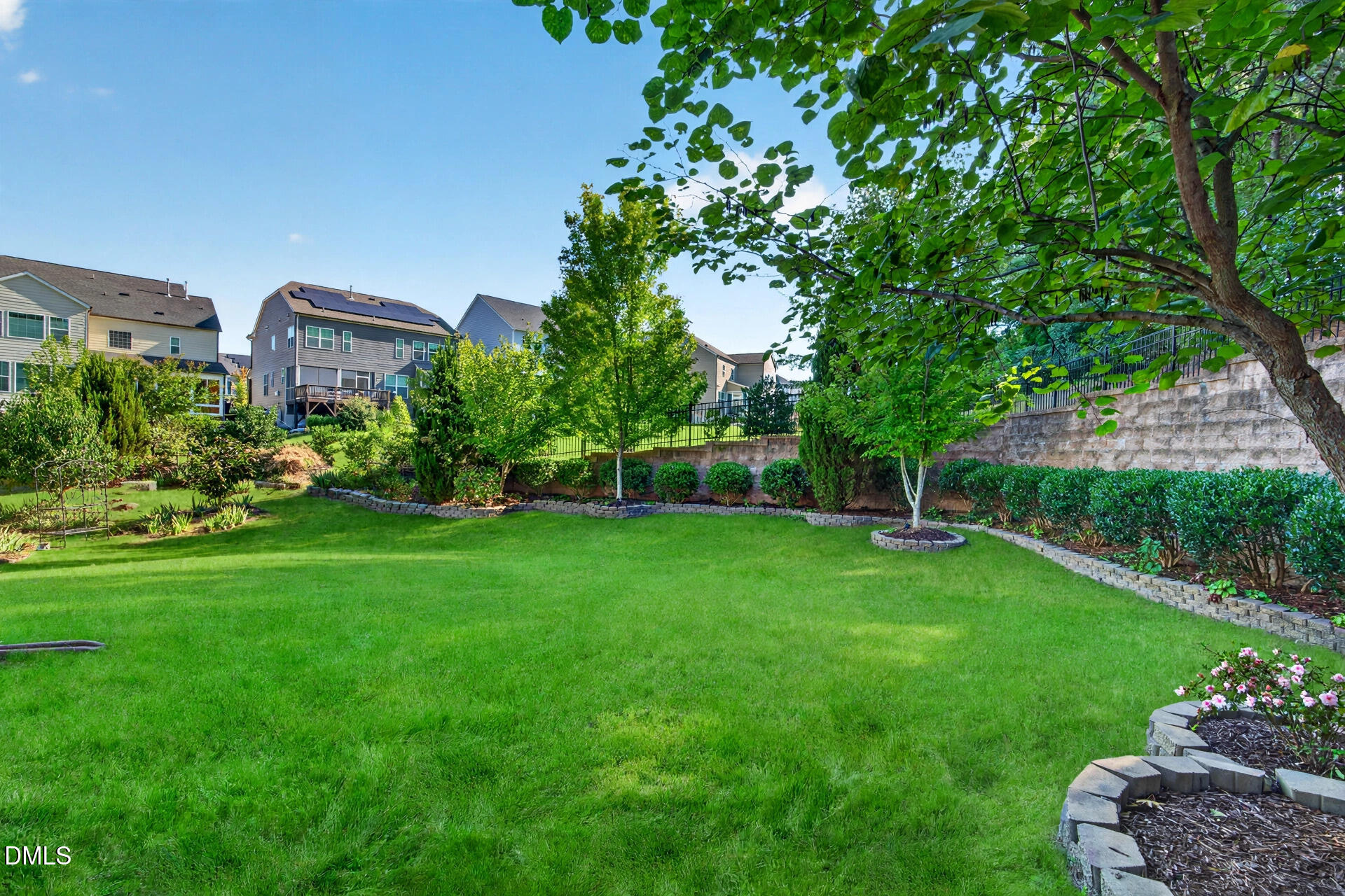 221 Birdsgrove Court