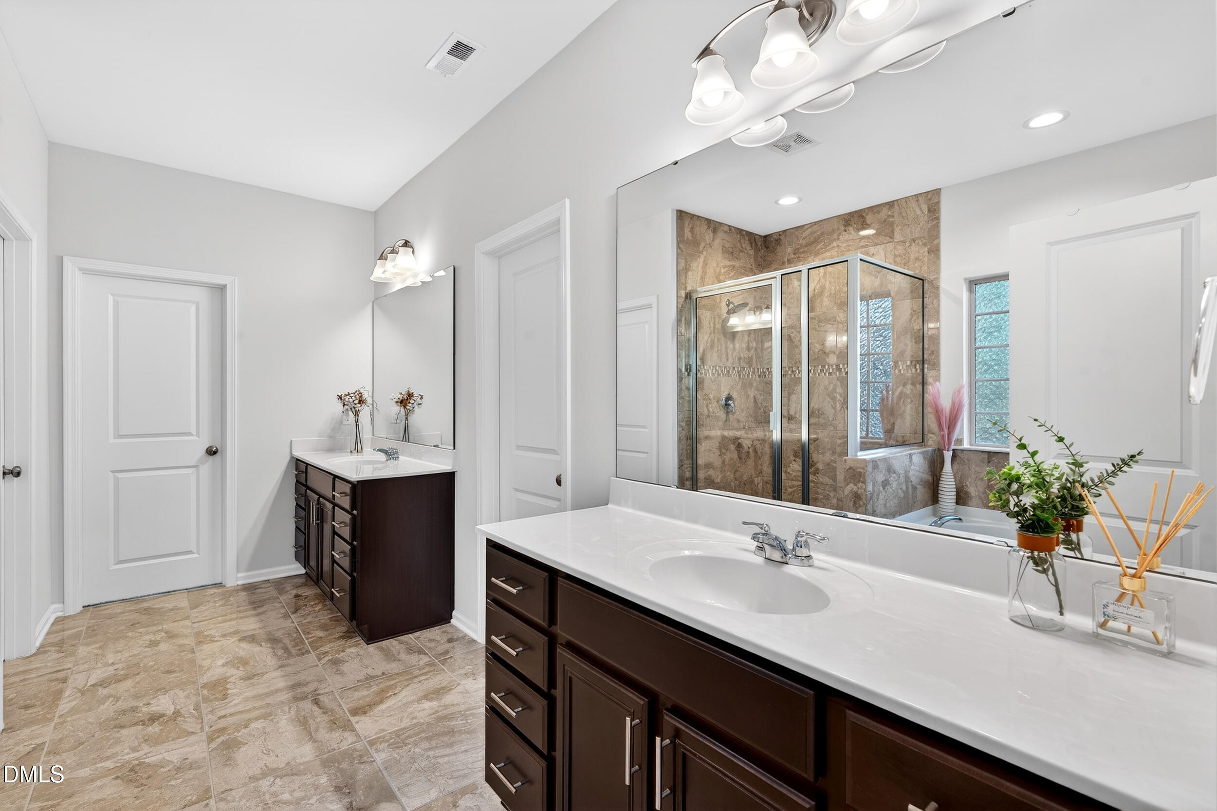 221 Birdsgrove Court