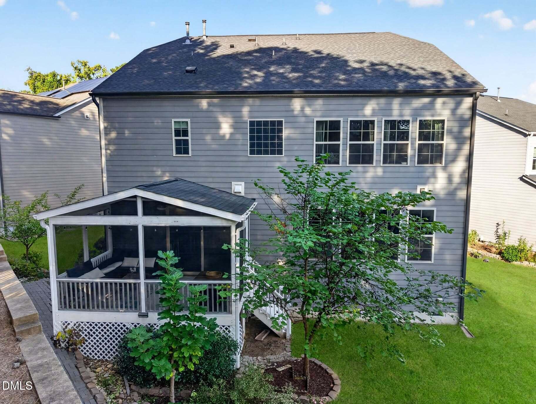 221 Birdsgrove Court