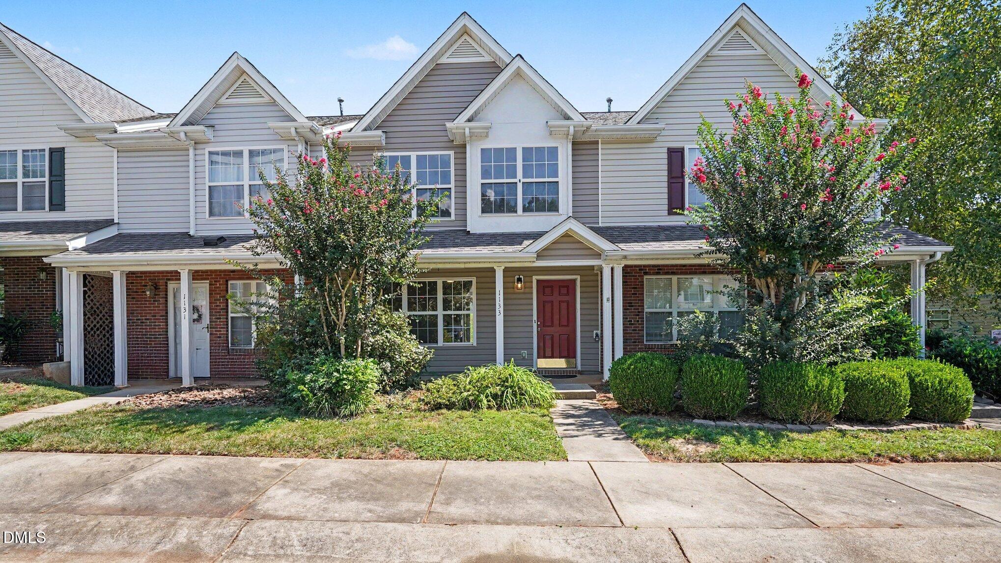 1133 Oak Blossom Wa Way