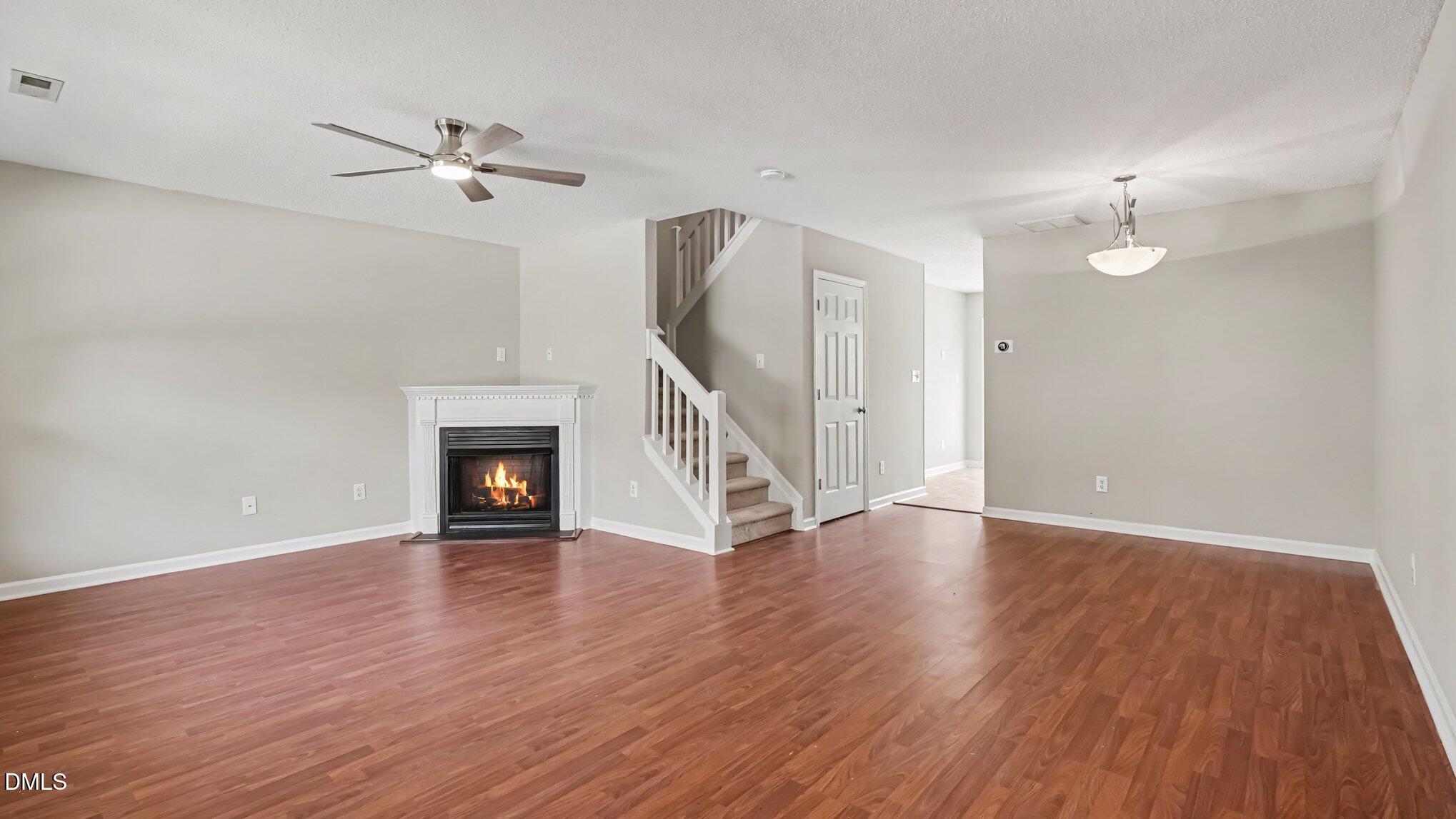 1133 Oak Blossom Wa Way