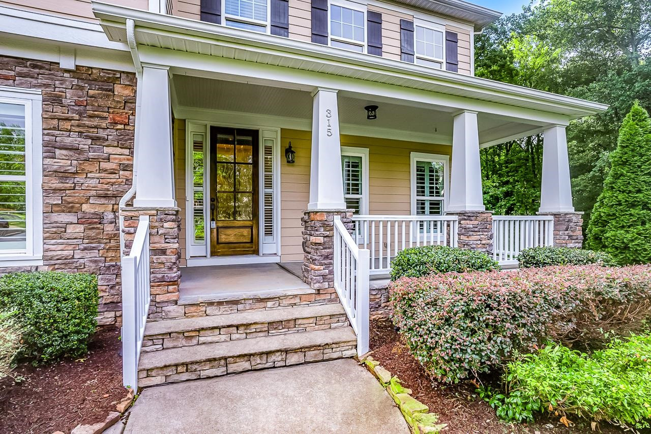 315 Wrenn Meadow Court