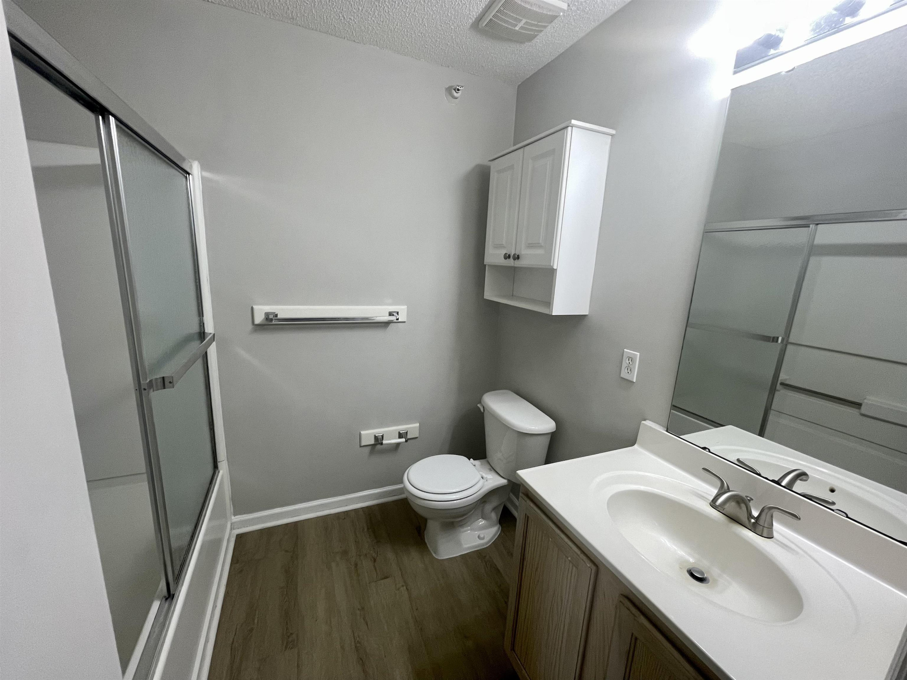 2000 University Woods Road Unit: 204