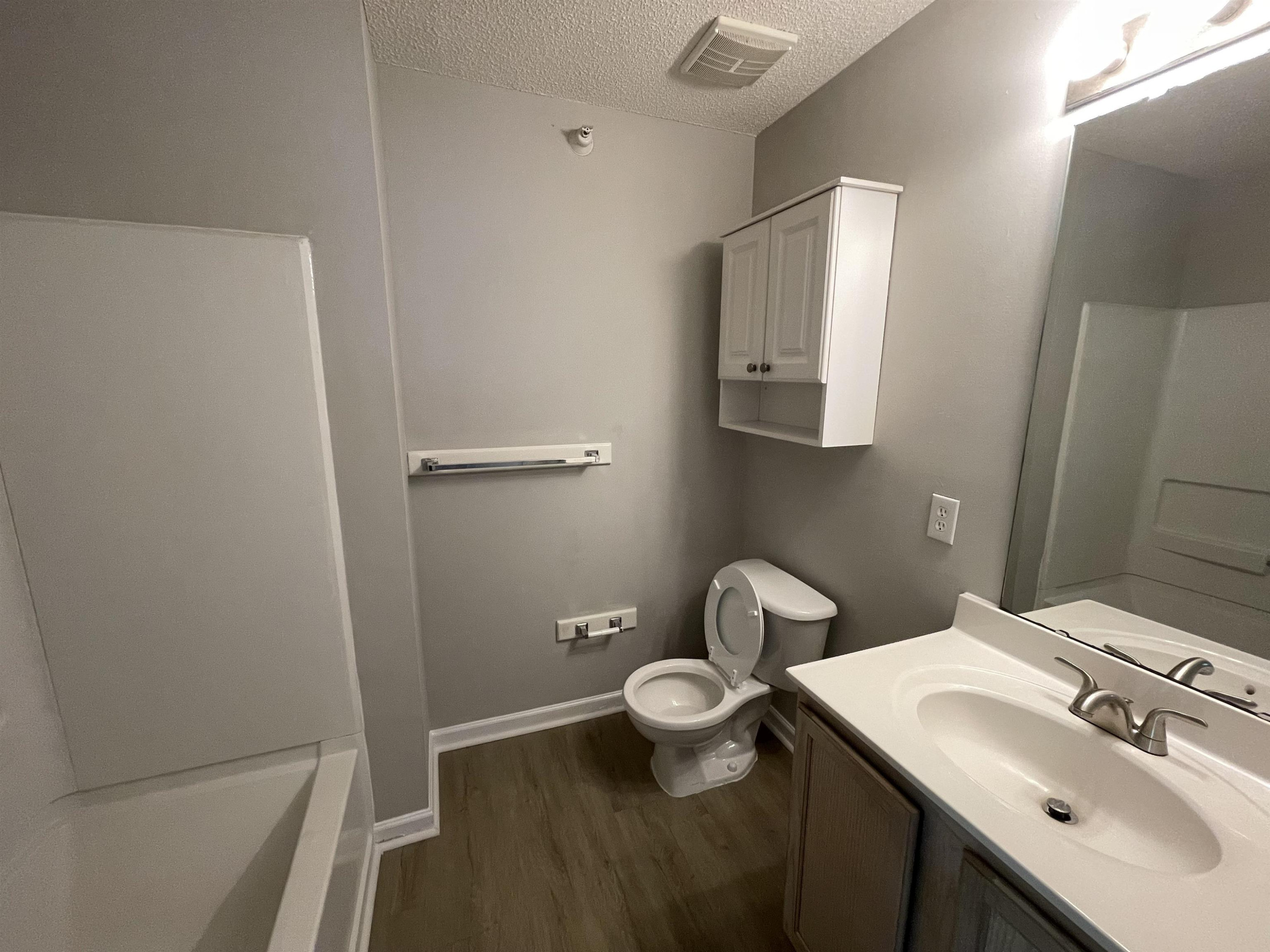 2000 University Woods Road Unit: 204
