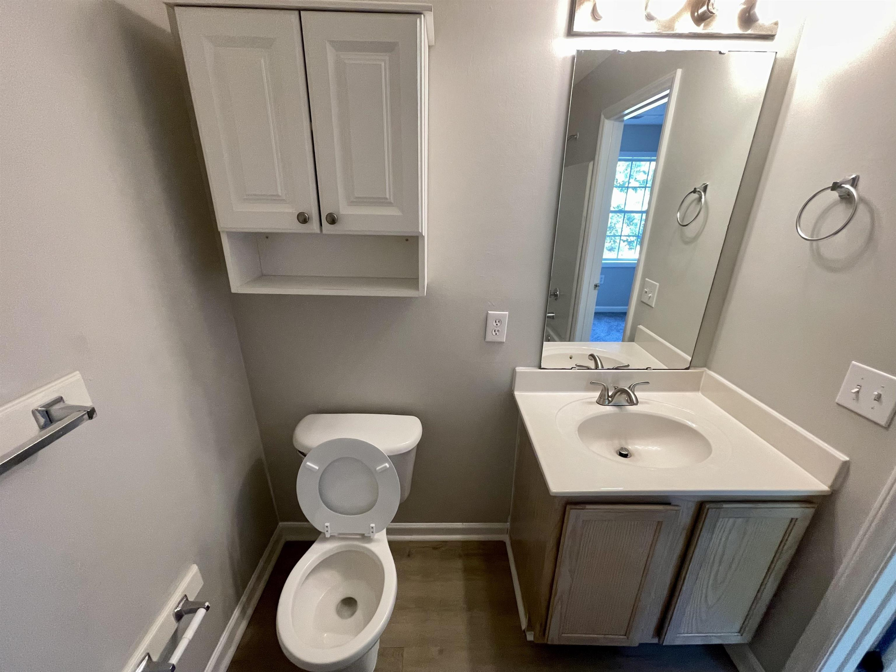 2000 University Woods Road Unit: 204