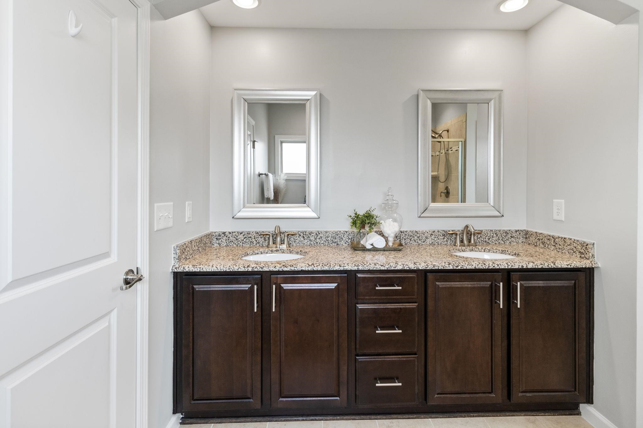 1106 Oatney Ridge Lane