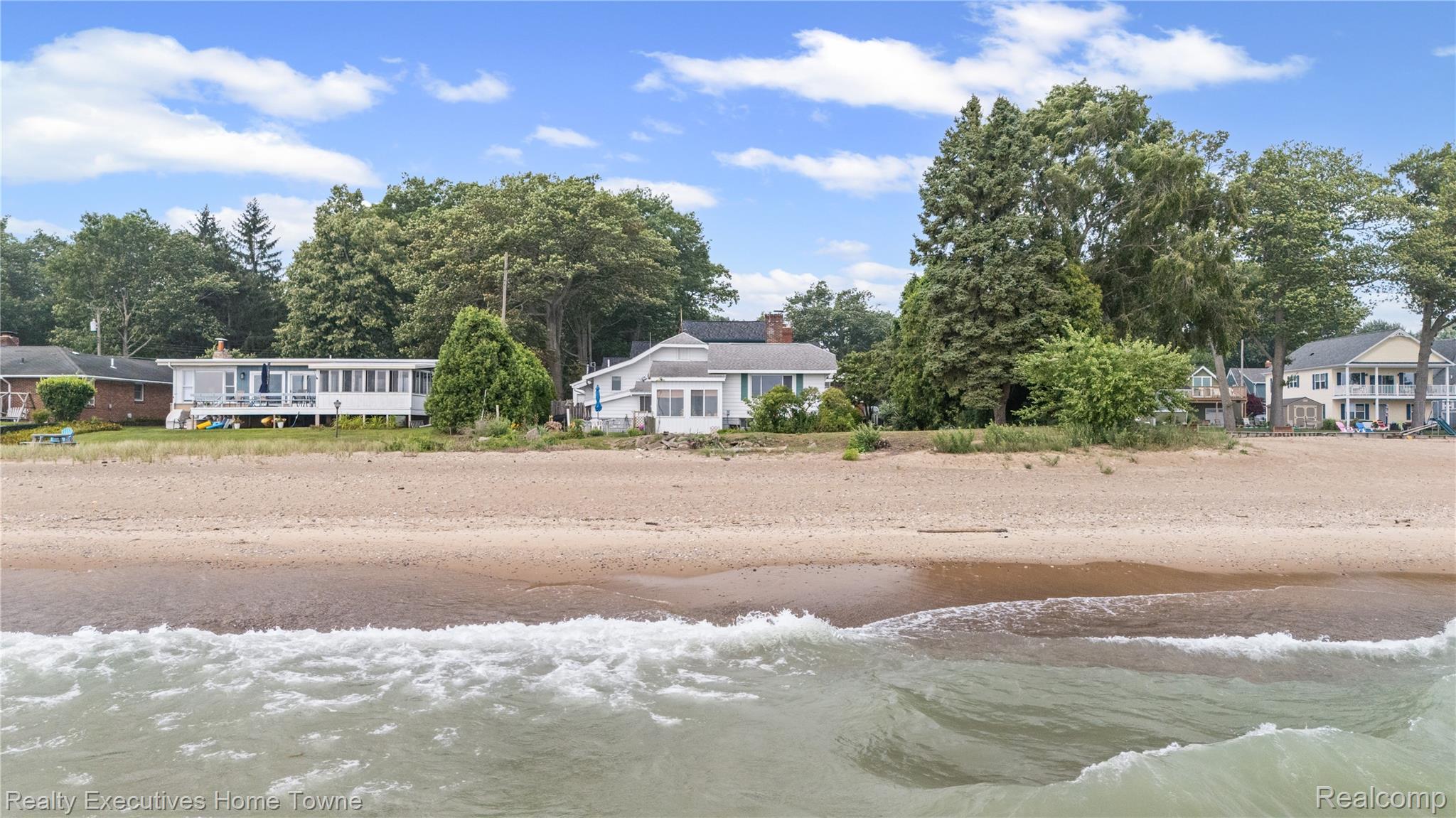 2969 Woodland Drive