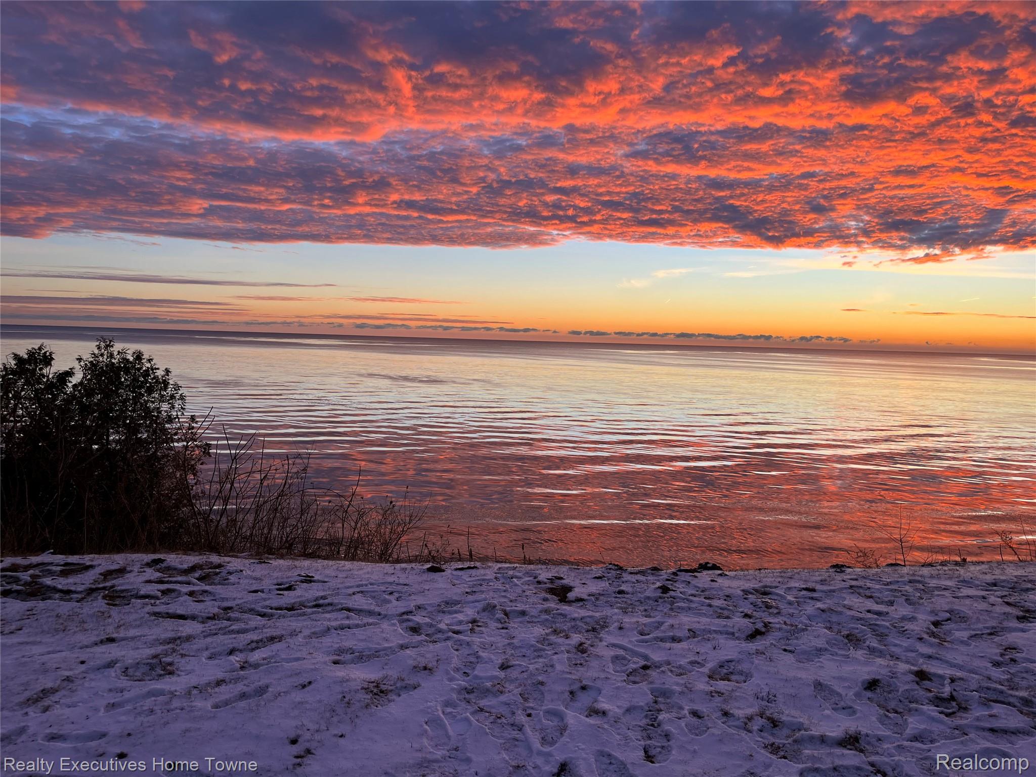 2255 Lakeshore Road
