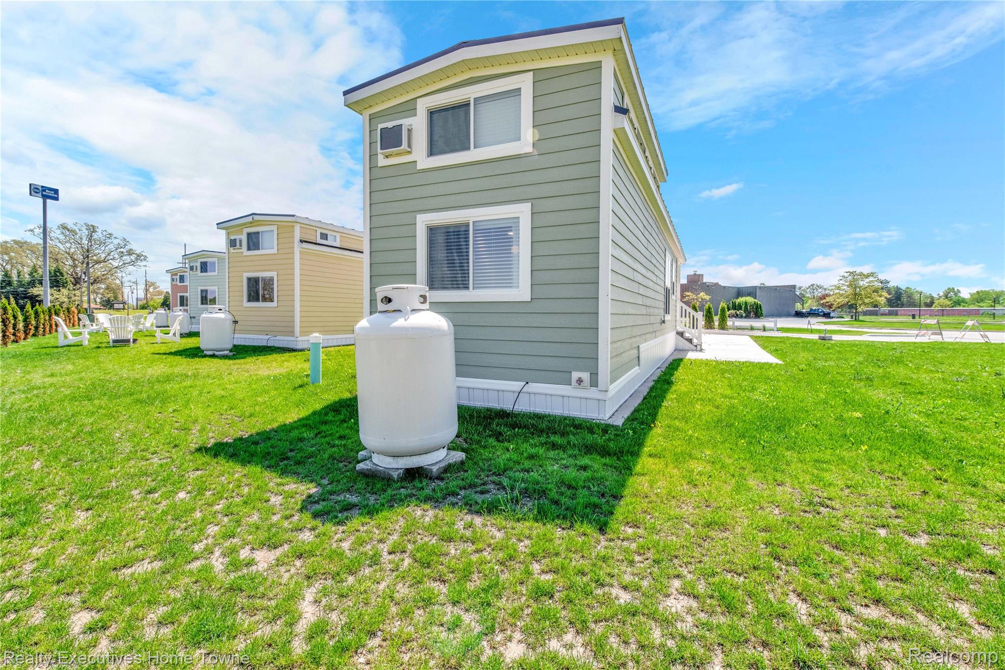 2301 Water St. Lot 8