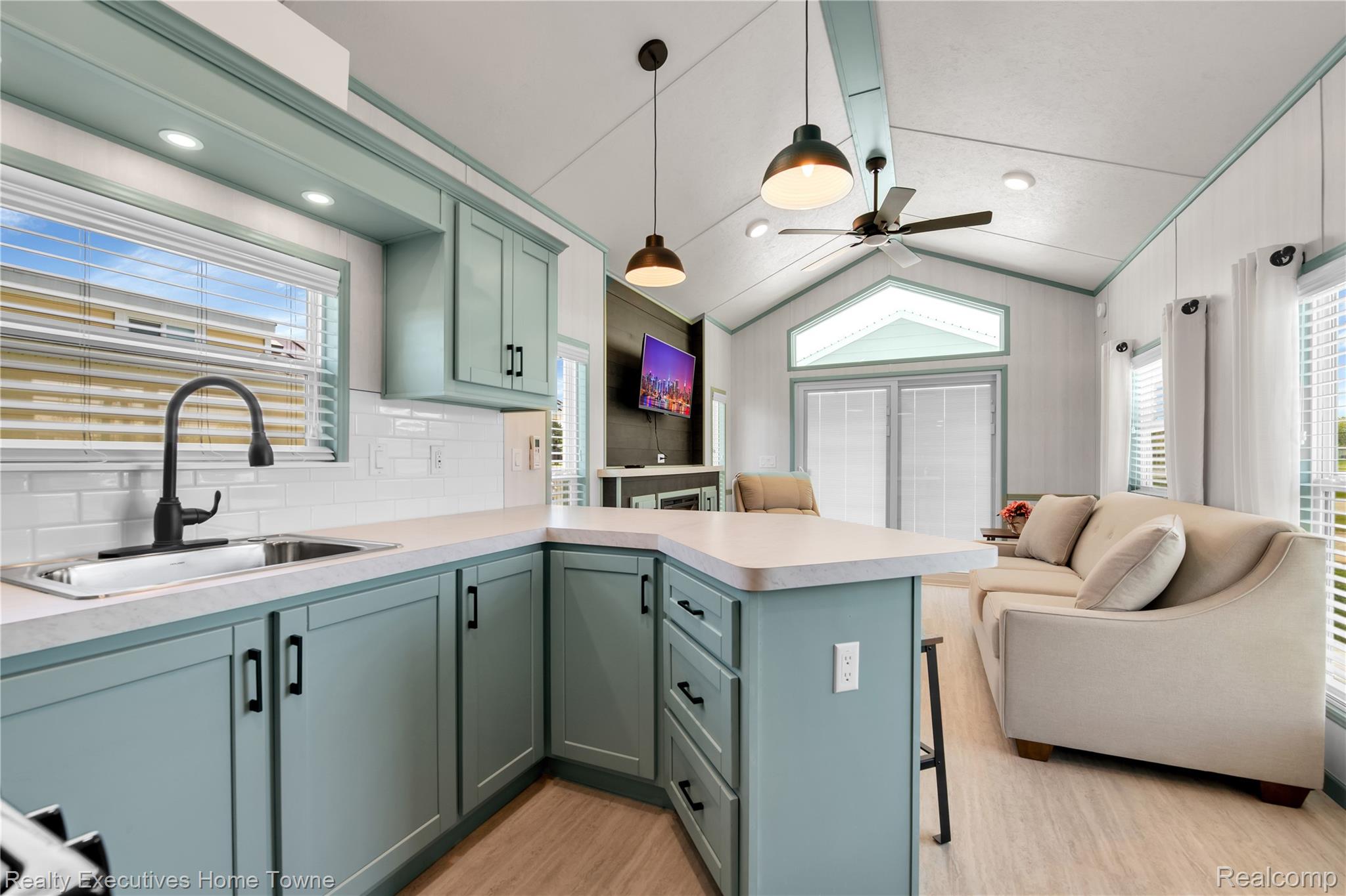 2301 Water St. Lot 8