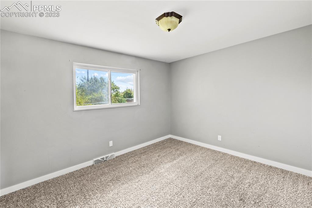 19 Clover Circle