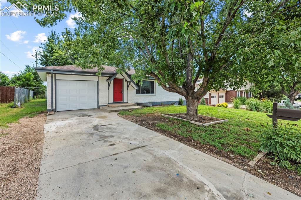 19 Clover Circle
