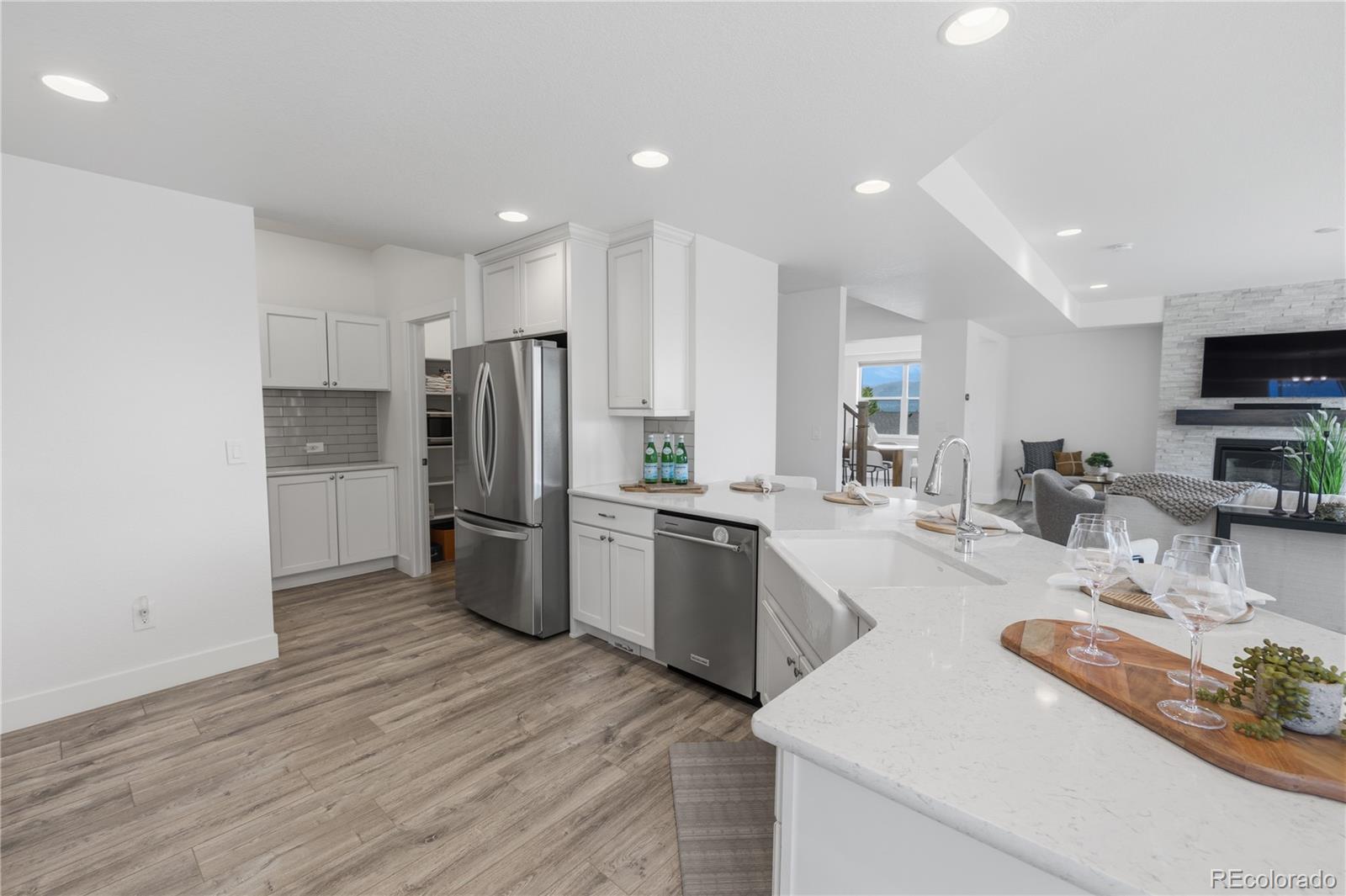 1952 Clayhouse Drive